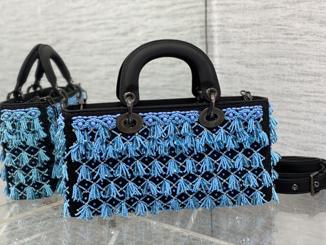 Bagsaaa D10r Lady D-Joy Black Satin And Turquoise Beaded Fringe - 25cm