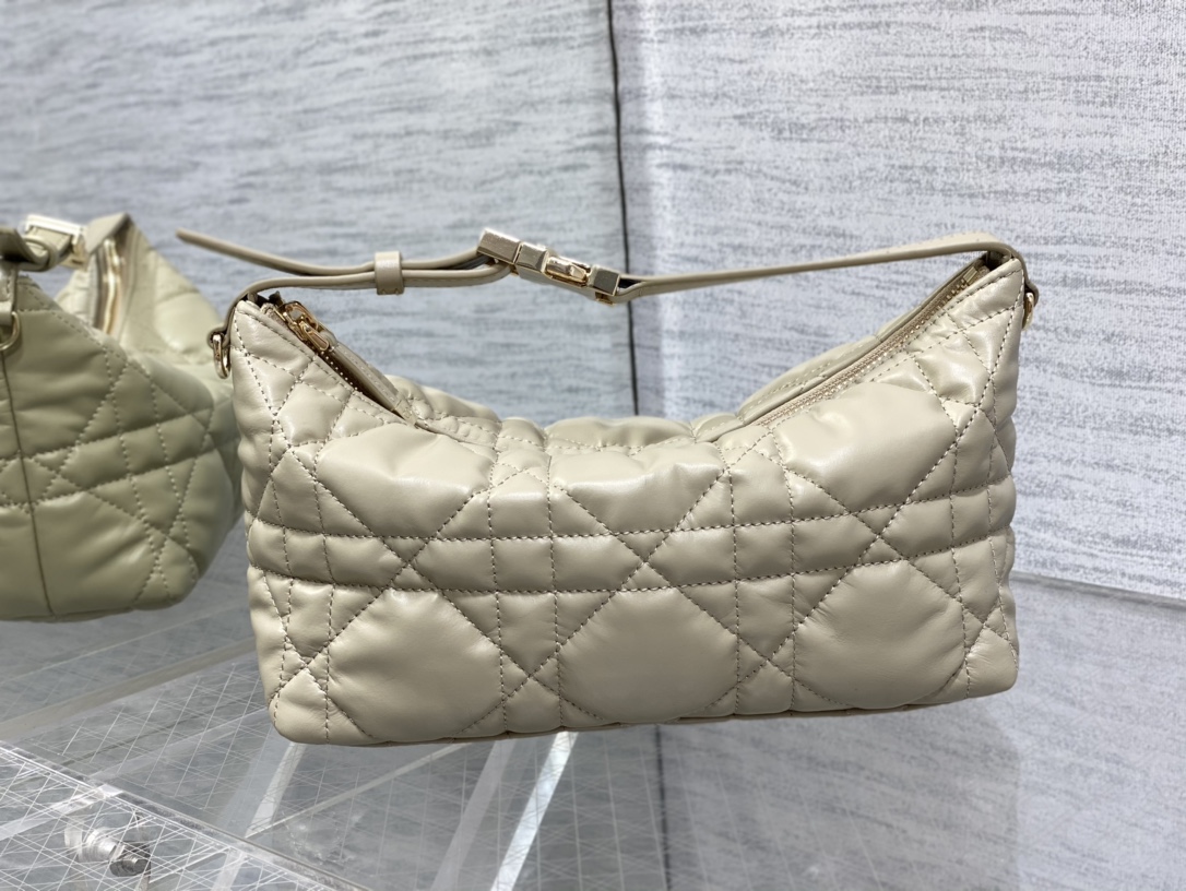 Bagsaaa D10r Nomad Bag - 22*13*9.5cm