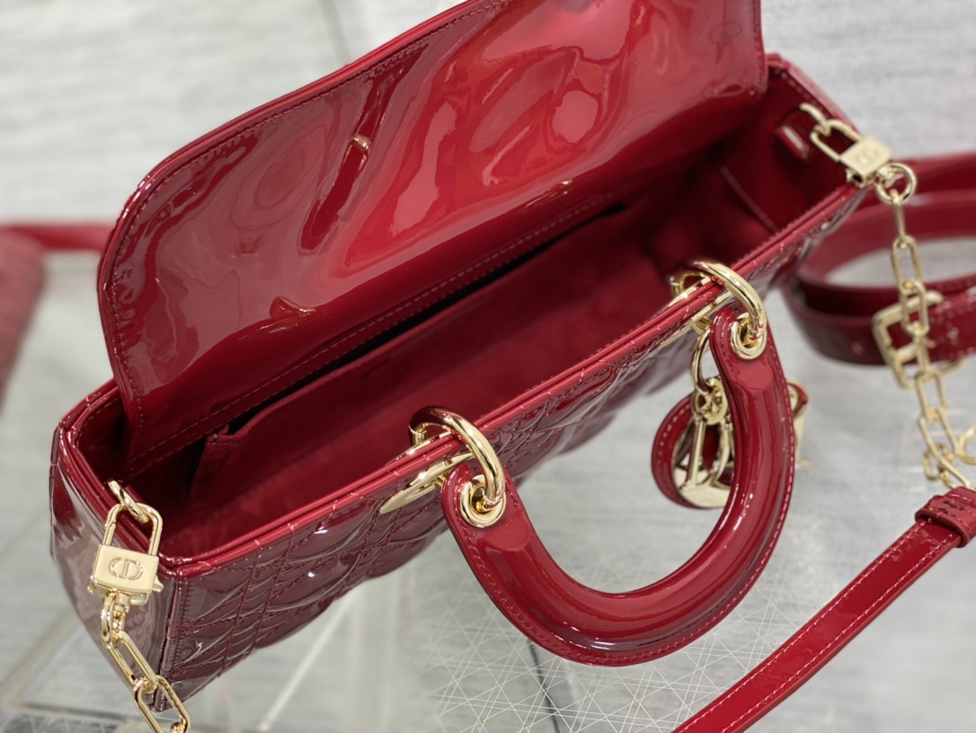 Bagsaaa D10r Lady D-Joy Medium Patent Red Leather Bag - 26*6*14cm