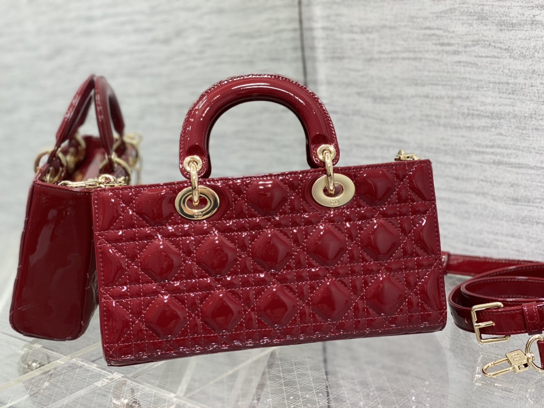 Bagsaaa D10r Lady D-Joy Medium Patent Red Leather Bag - 26*6*14cm