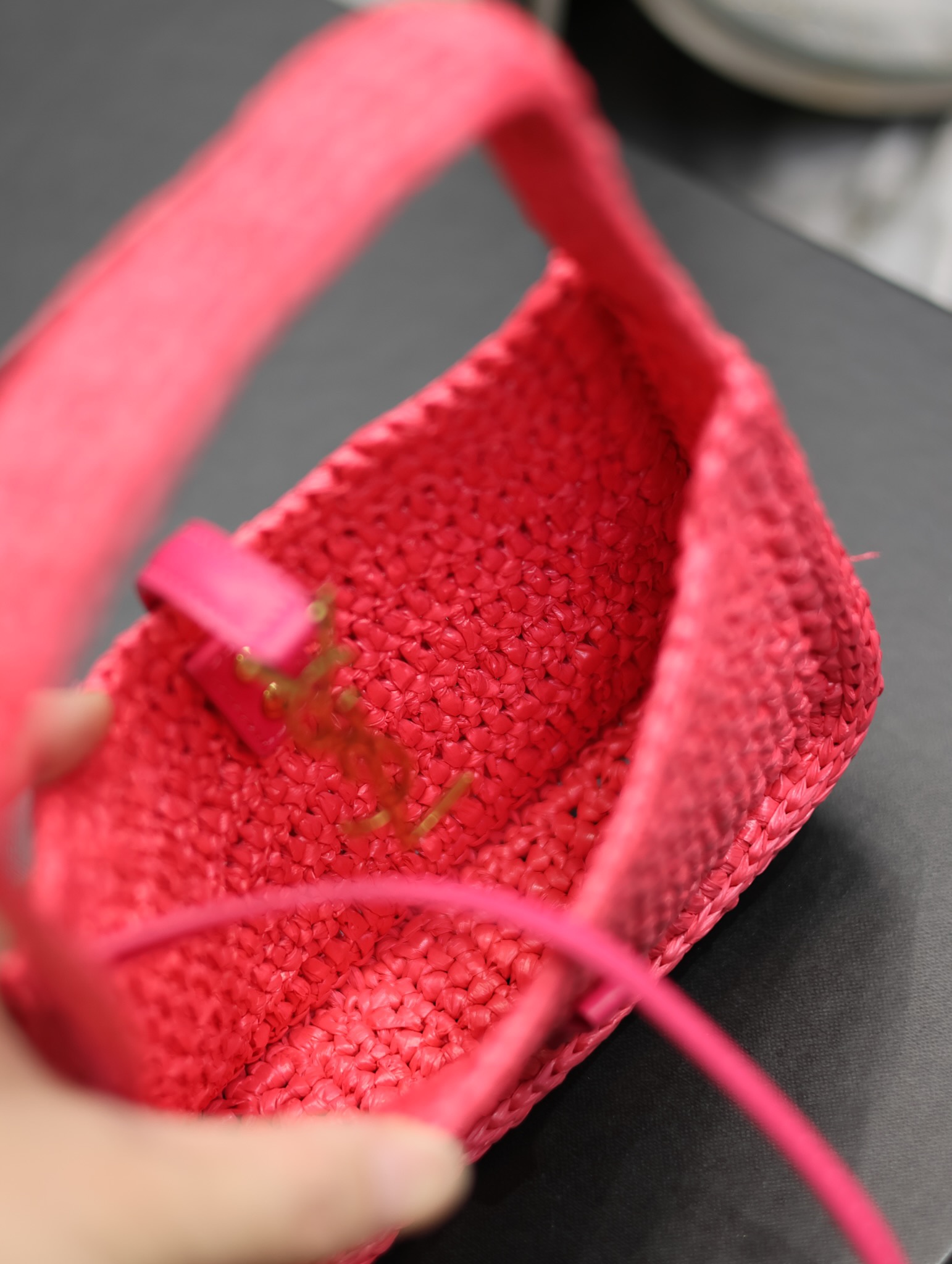 Bagsaaa Y51 Le 5 À 7 Mini In Raffia Pink - 19 X 11.5 X 4.5 CM