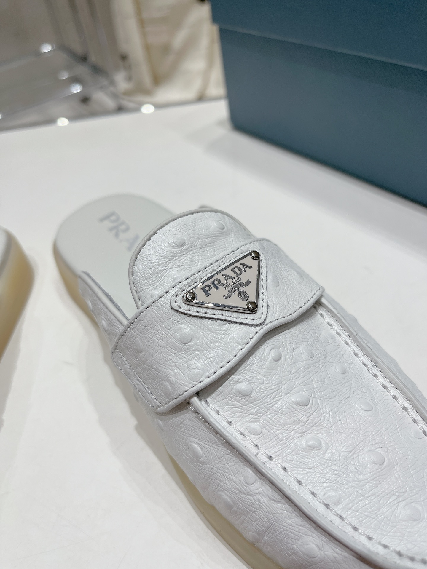 Bagsaaa Pra*a Ostrich Triangle White Mules
