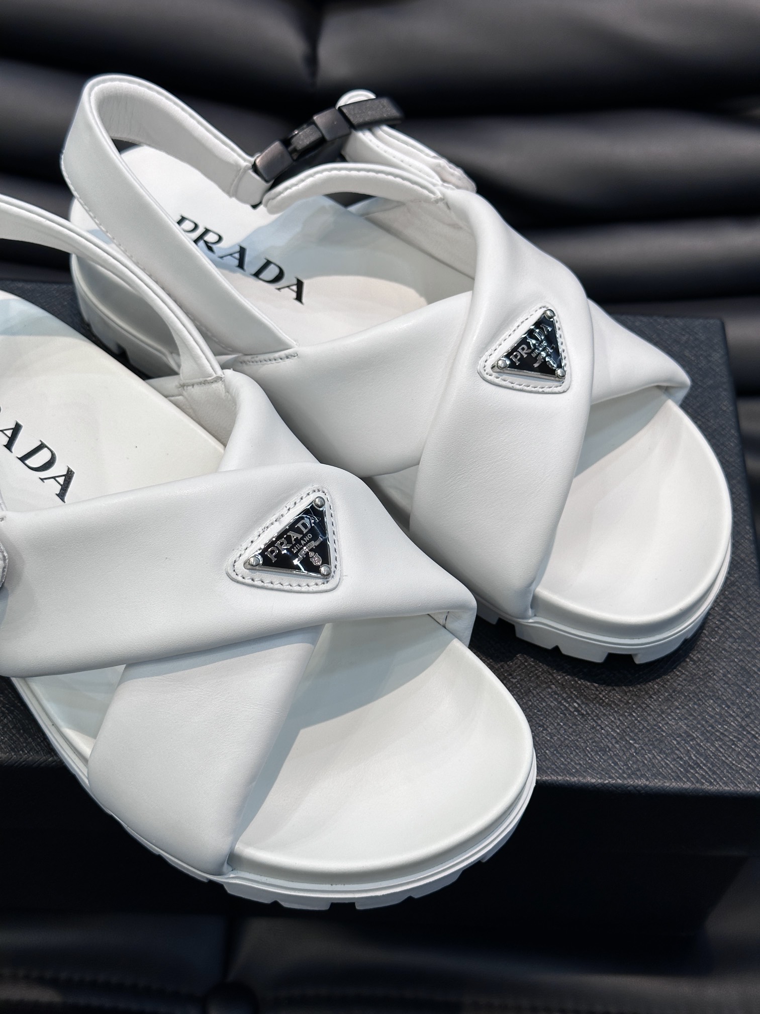 Bagsaaa Pra*a padded leather platform white sandals