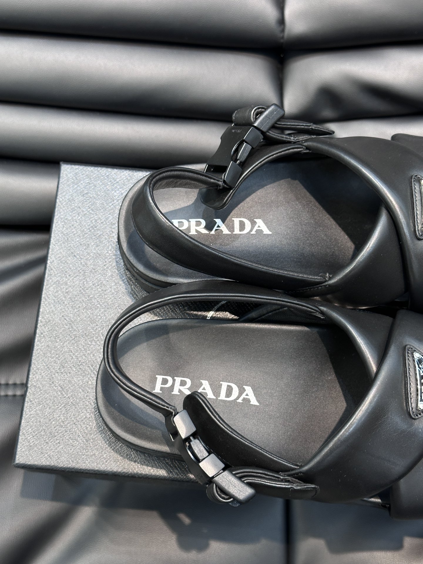 Bagsaaa Pra*a padded leather platform black sandals