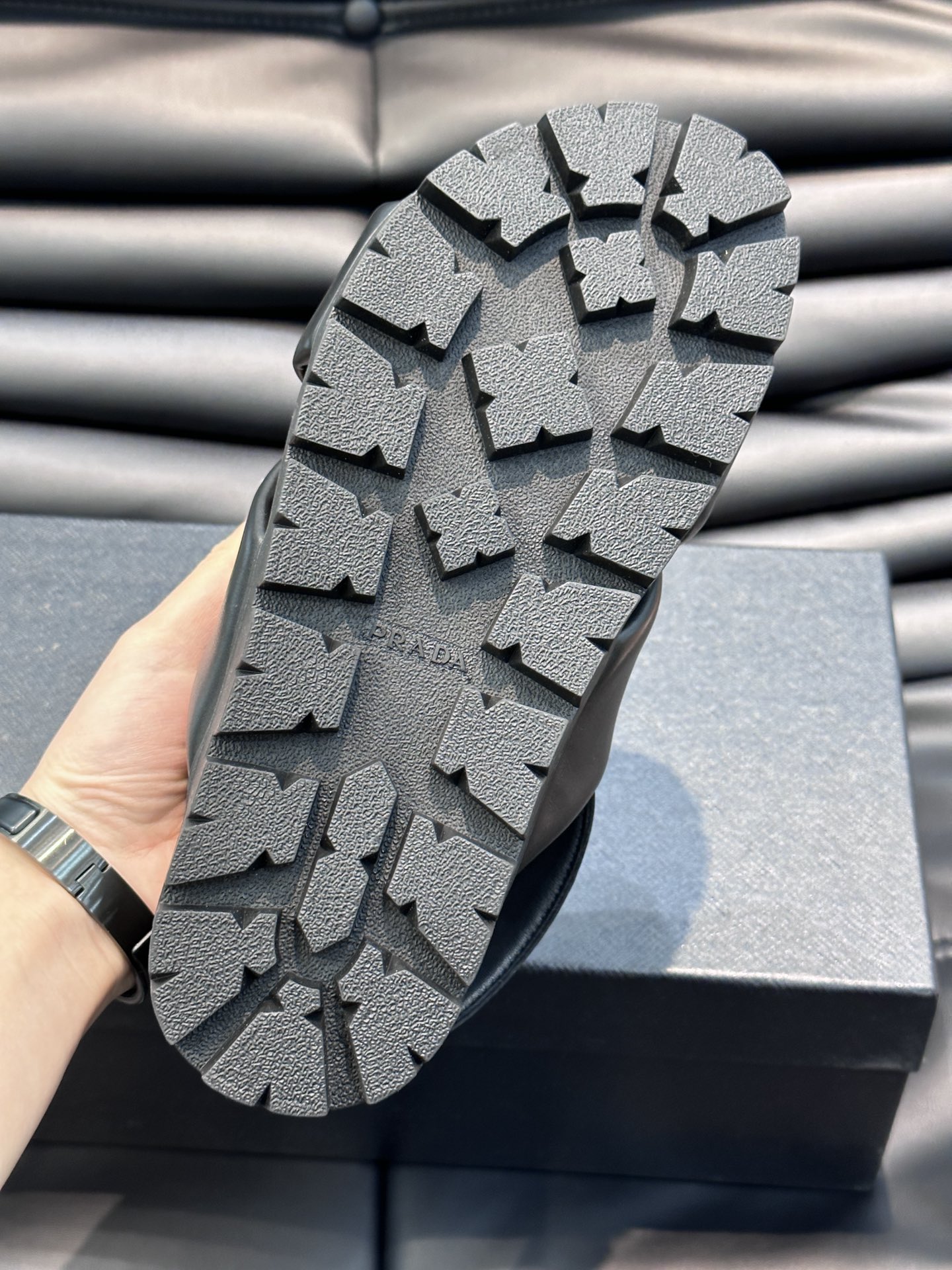 Bagsaaa Pra*a padded leather platform black sandals