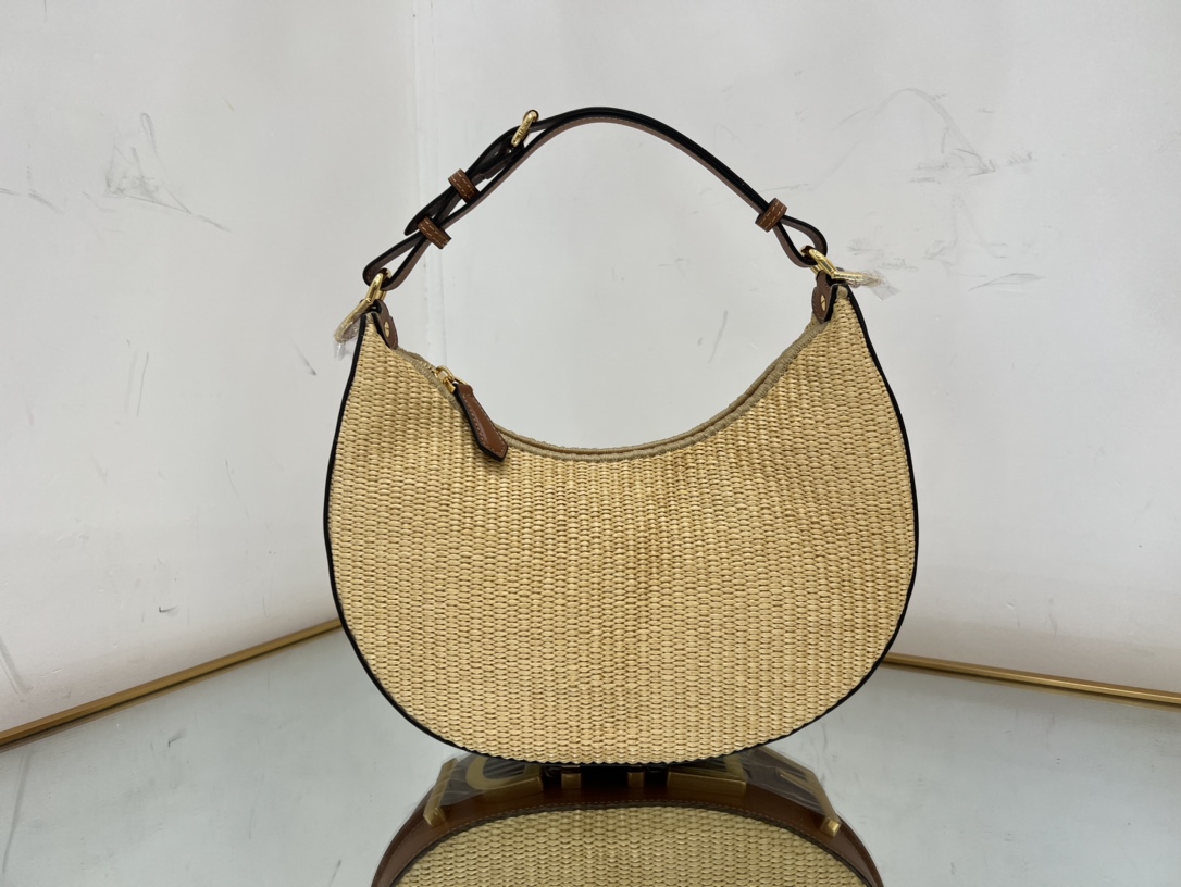 Bagsaaa F**di Graphy Raffia - 29*24.5*10cm