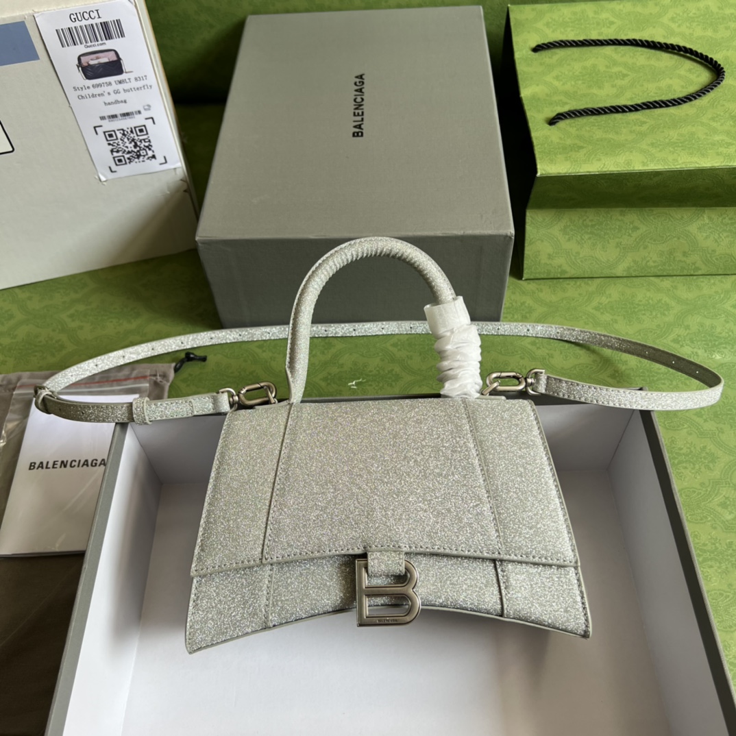 Bagsaaa Ba1en*iaga Hourglass Small Silver - 22.5*14.5*10cm