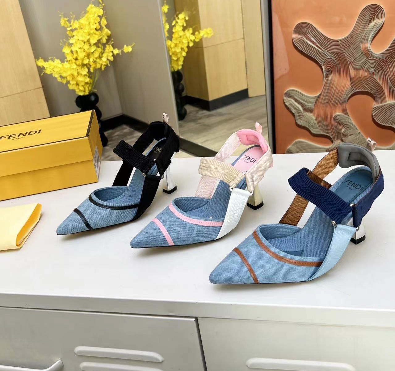 Bagsaaa F**di Colobri High-heeled slingbacks with embroidery