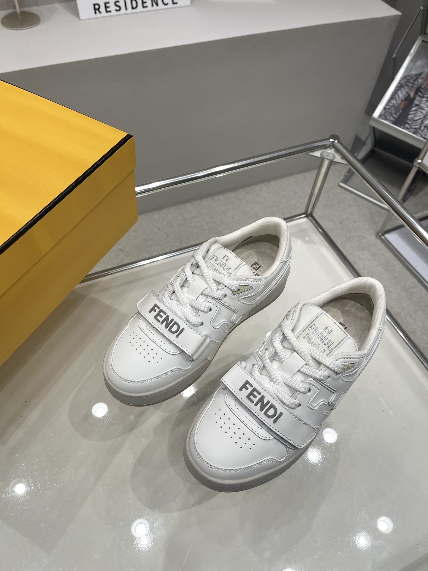 Bagsaaa F**di Match Low Top Sneaker White