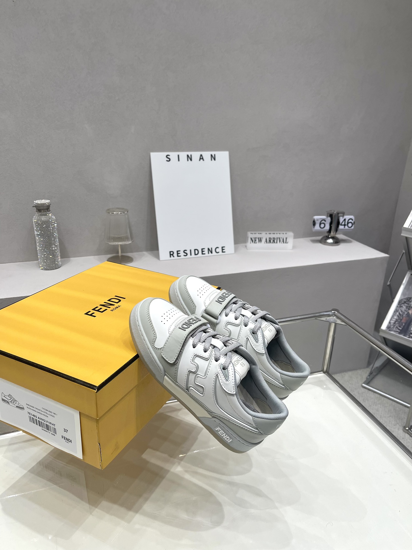 Bagsaaa F**di Match Low Top Sneaker Grey