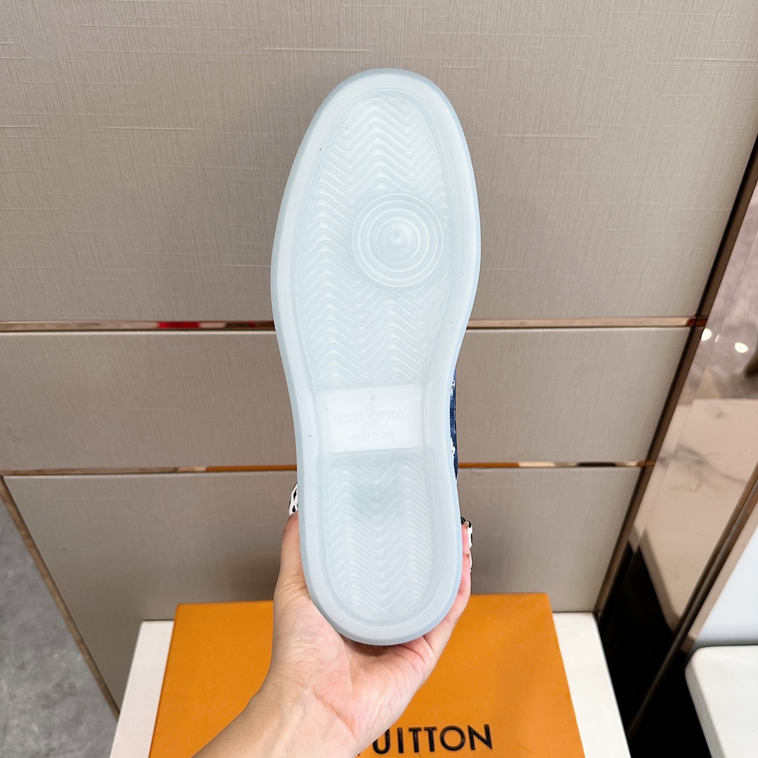 Bagsaaa L0vis Vvtt0n High Top Blue Sneakers