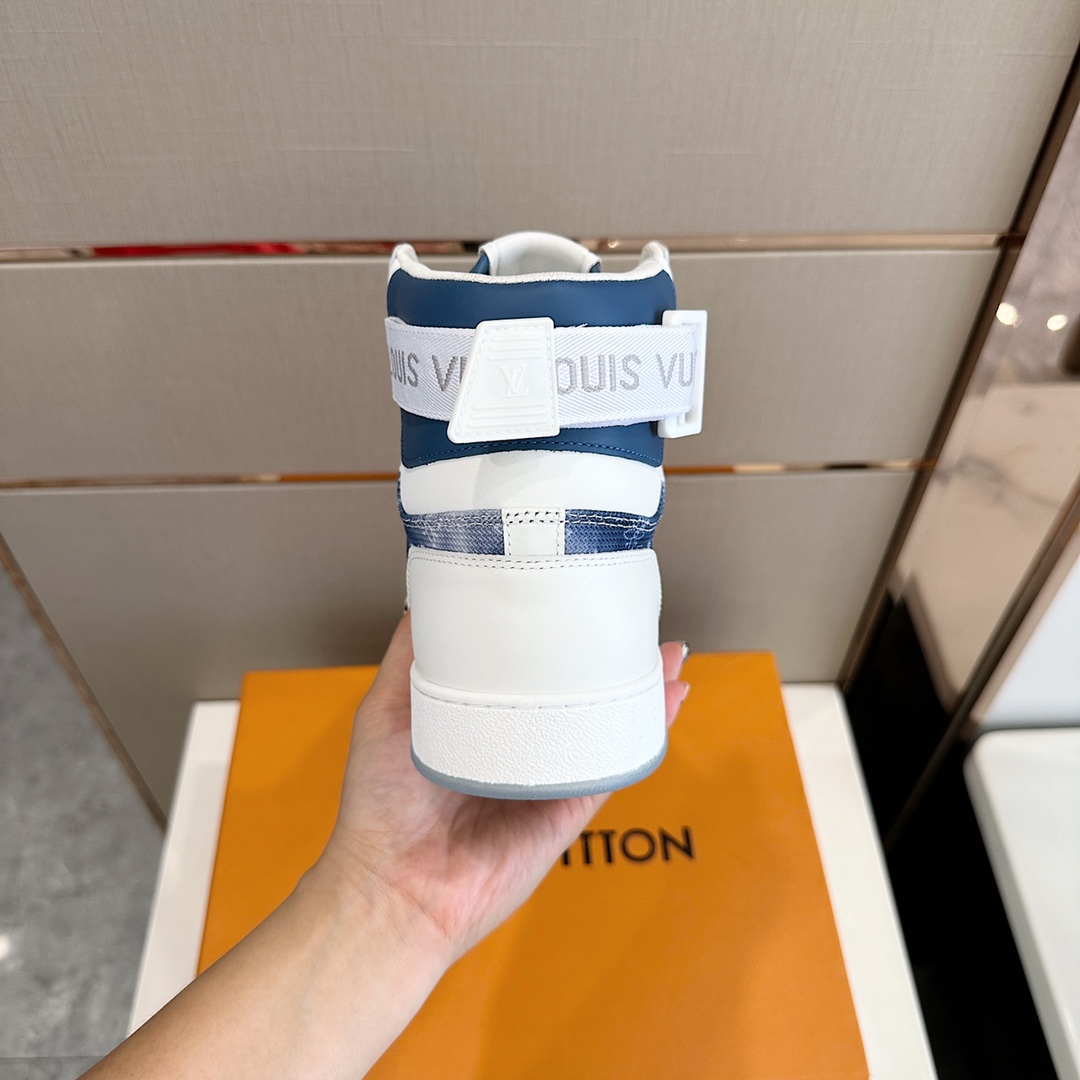 Bagsaaa L0vis Vvtt0n High Top Blue Sneakers