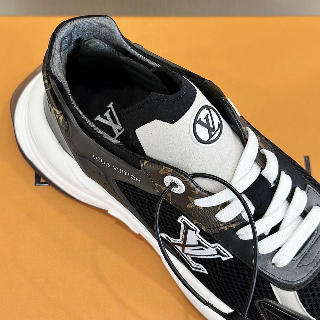 Bagsaaa L0vis Vvtt0n Black Trainer Sneaker