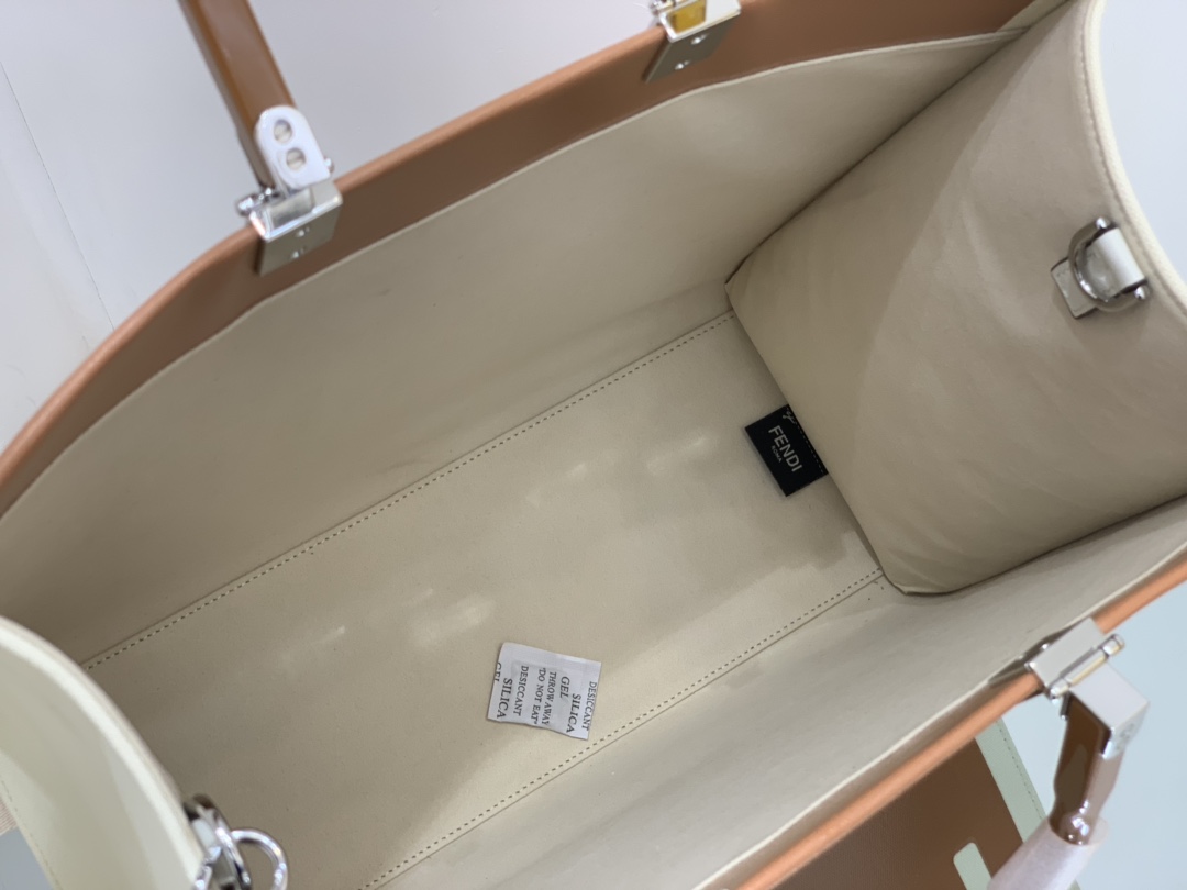 Bagsaaa F**di Sunshine Medium Canvas and brown patent leather shopper bag - 35x31x17cm