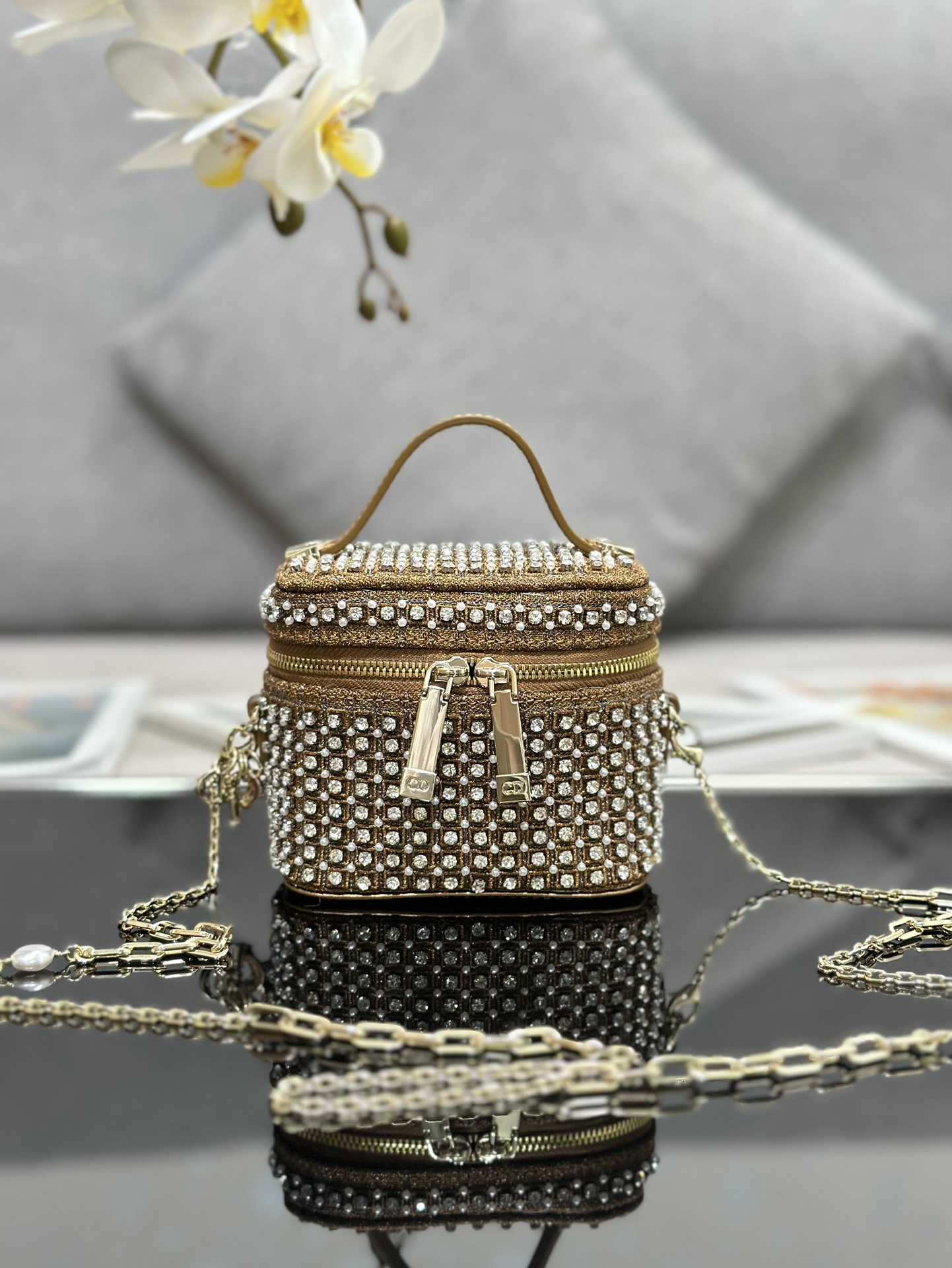 Bagsaaa D10r MICRO VANITY CASE Square-Pattern Embroidery Set with Strass and White Round Beads