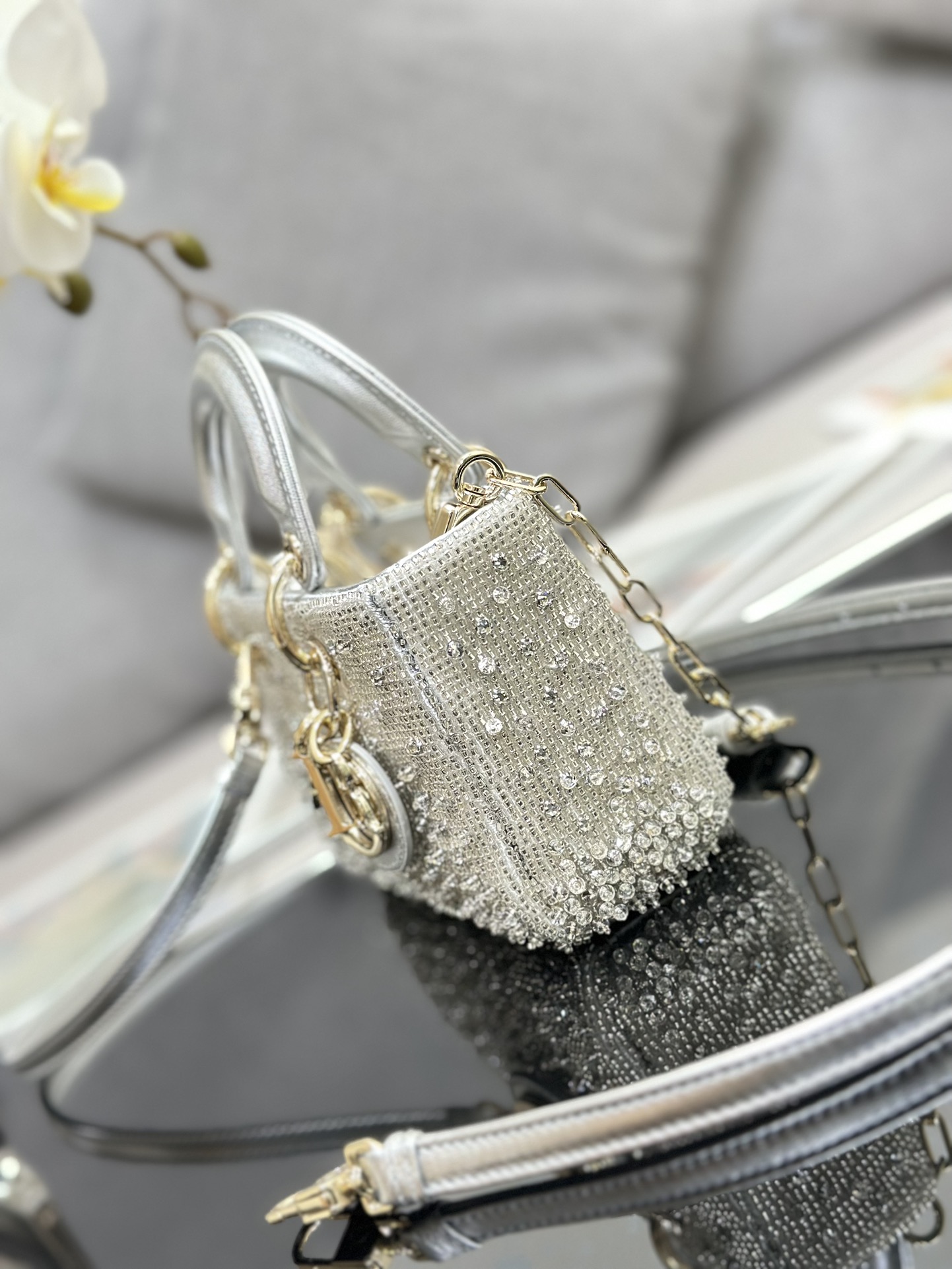 Bagsaaa D10r LAdy D-Joy Silver-Tone Satin with Gradient Bead Embroidery - 16 x 9 x 5 cm