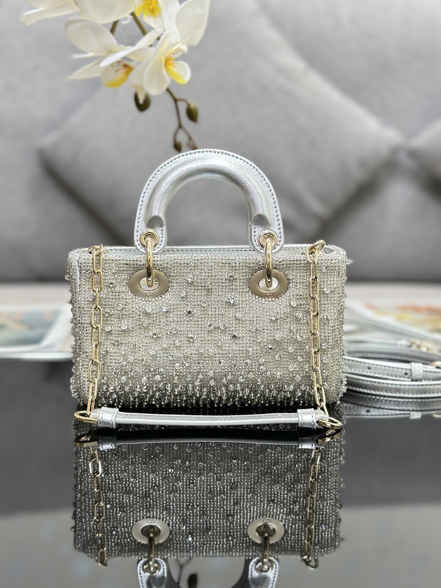 Bagsaaa D10r LAdy D-Joy Silver-Tone Satin with Gradient Bead Embroidery - 16 x 9 x 5 cm