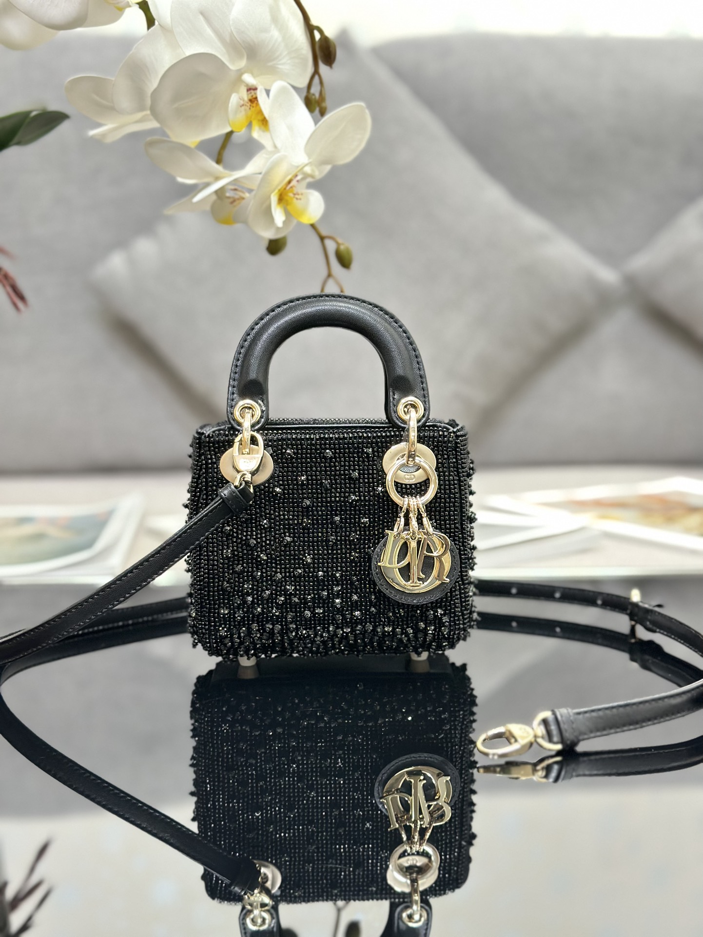 Bagsaaa D10r Lady Micro Black-Tone Satin with Gradient Bead Embroidery 12 x 10.2 x 5cm