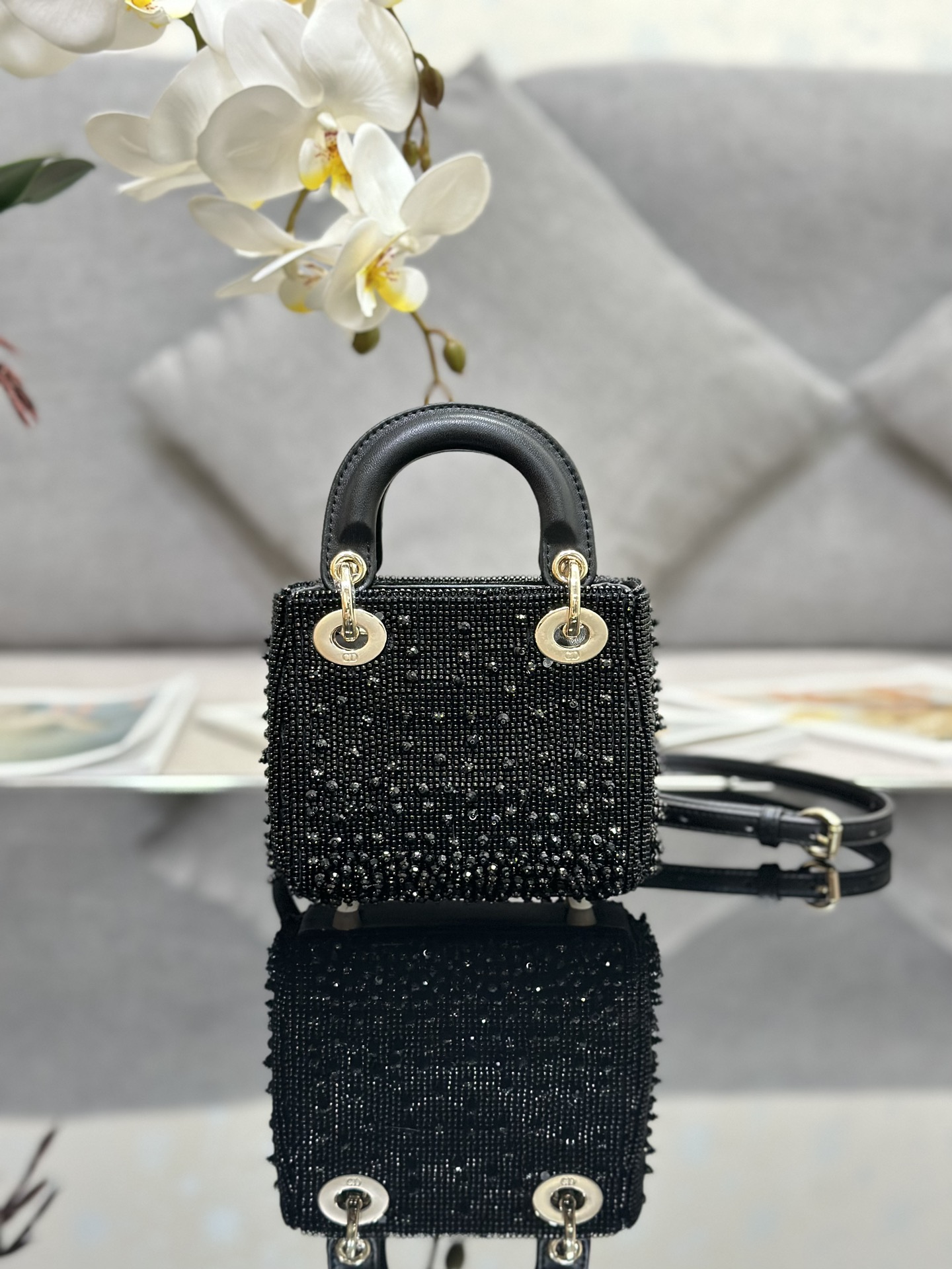 Bagsaaa D10r Lady Micro Black-Tone Satin with Gradient Bead Embroidery 12 x 10.2 x 5cm