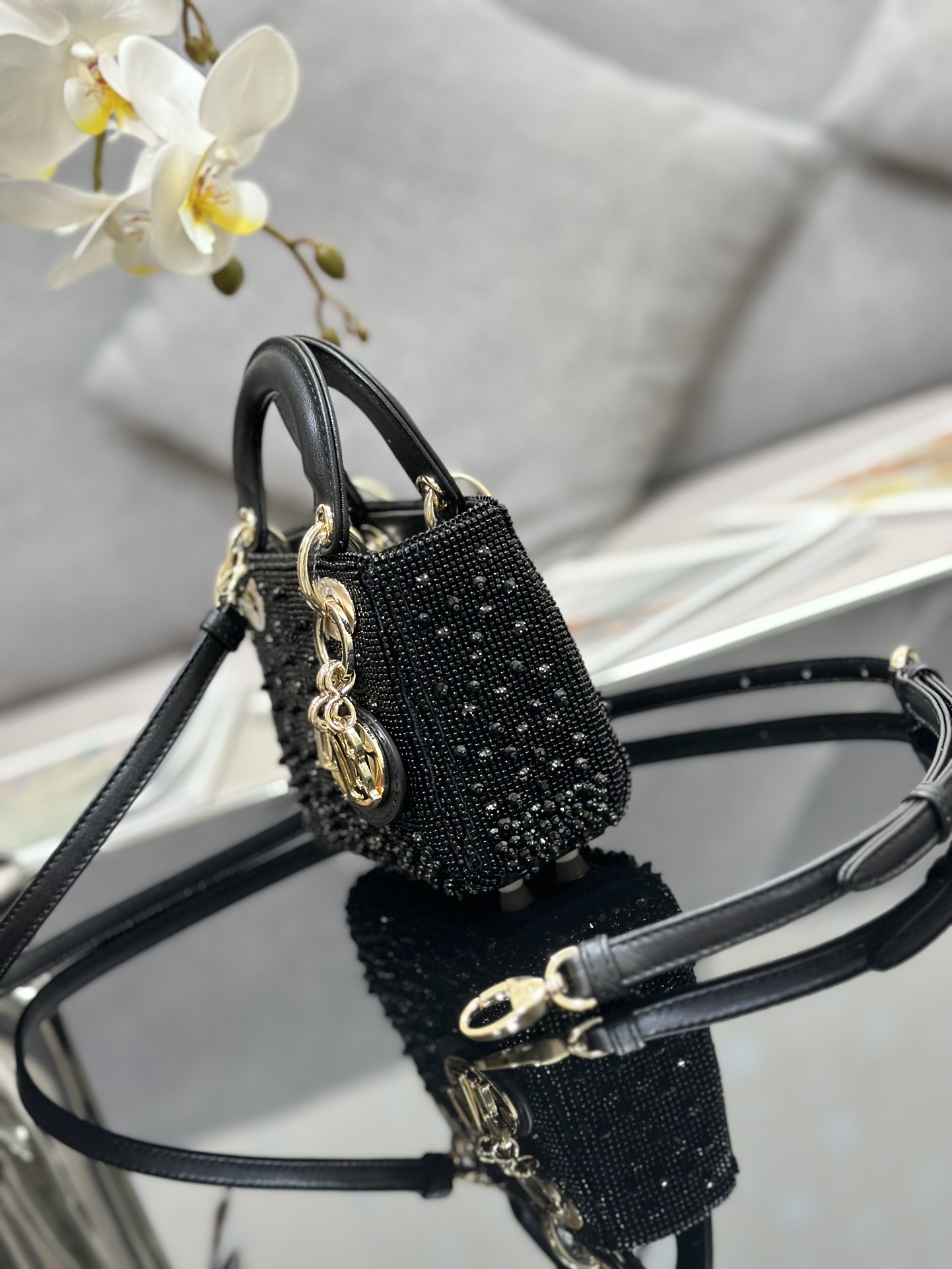 Bagsaaa D10r Lady Micro Black-Tone Satin with Gradient Bead Embroidery 12 x 10.2 x 5cm