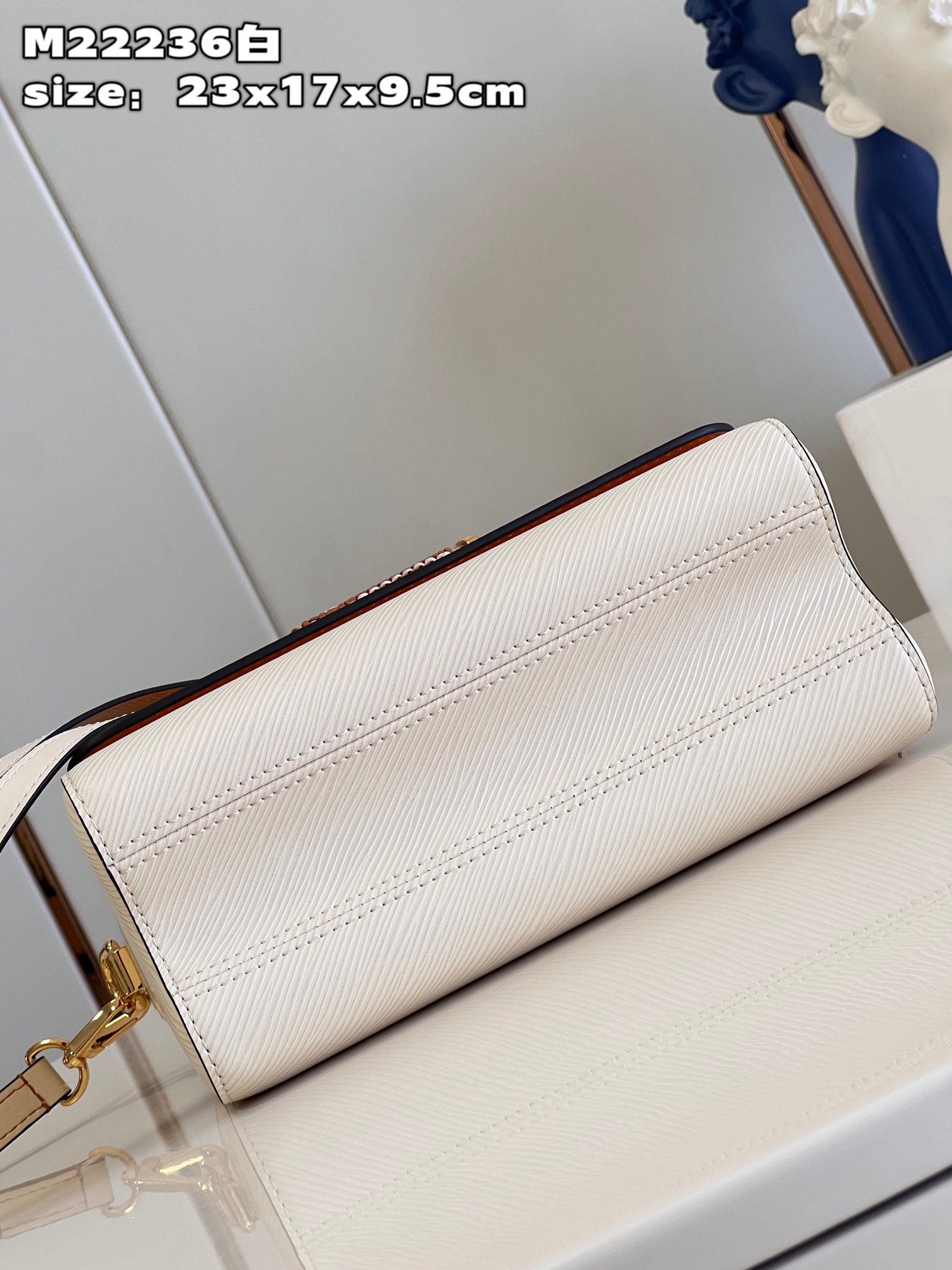 Bagsaaa L0vis Vvtt0n Twist MM Epi Bag White Quartz - 23 x 17 x 9.5 cm