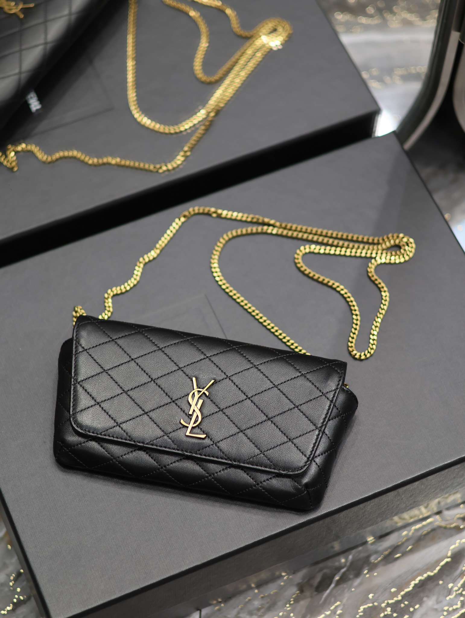 Bagsaaa Y51 Gay Chain Black Phone Holder - 19×10×4.5cm 
