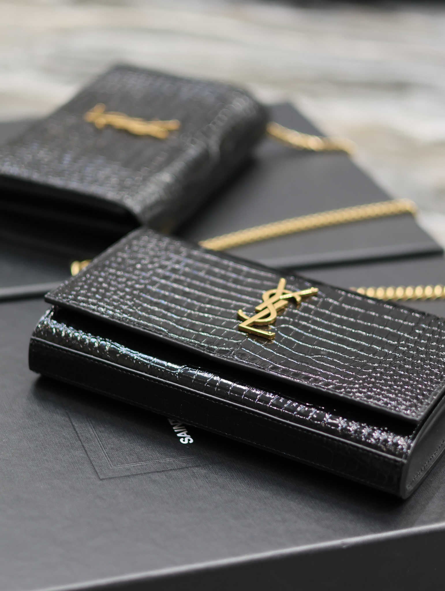 Bagsaaa Y51 Kate Croc Embossed BLack Gold Hardware - 23x14x3cm