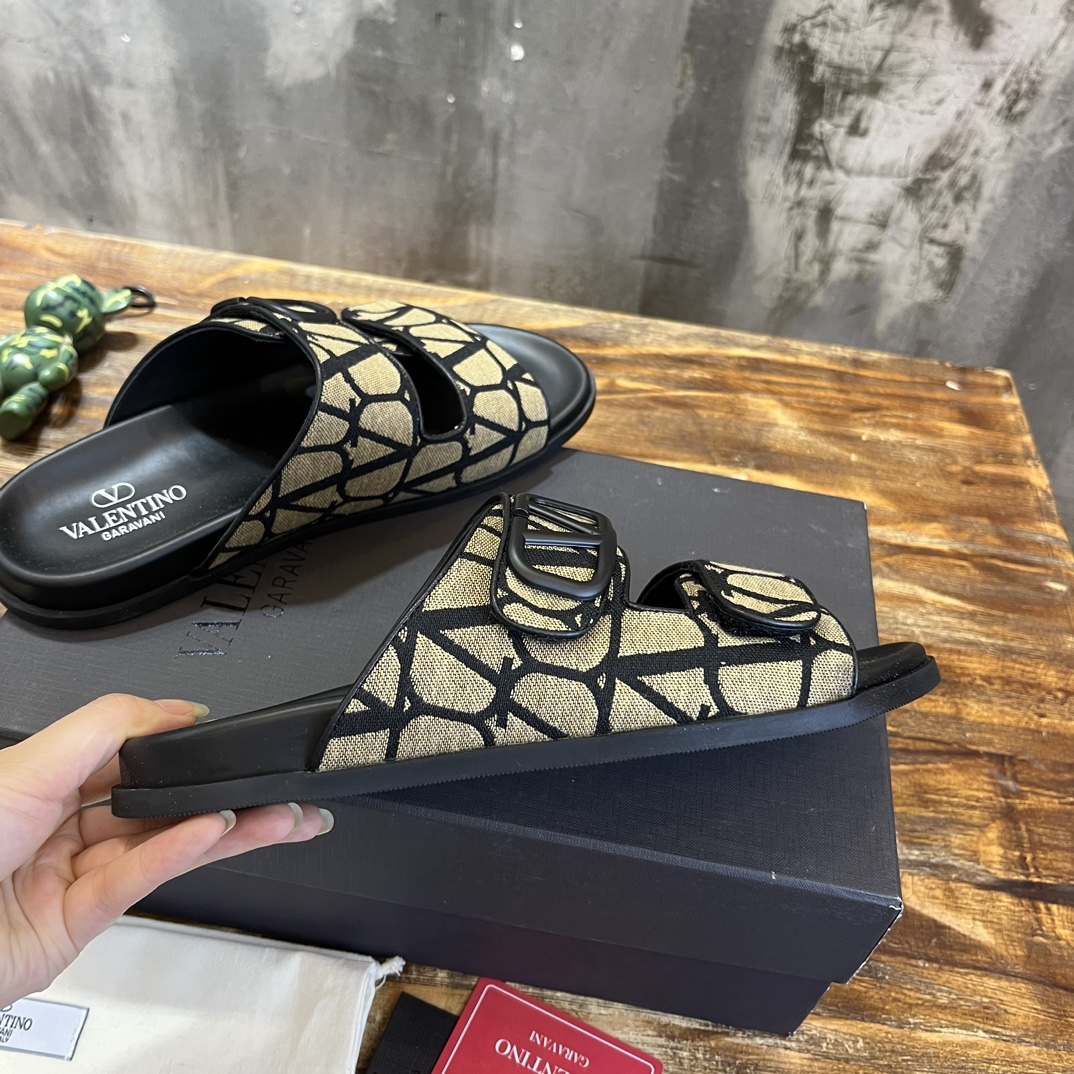 Bagsaaa Va1e*ntin0 Garavani Double Strap VLOGO Slides Black