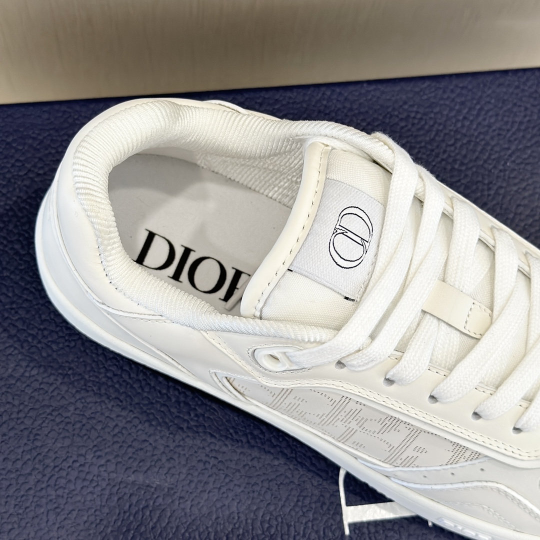 Bagsaaa D10r B27 LOW-TOP SNEAKER All White Smooth Calfskin Oblique Jacquard