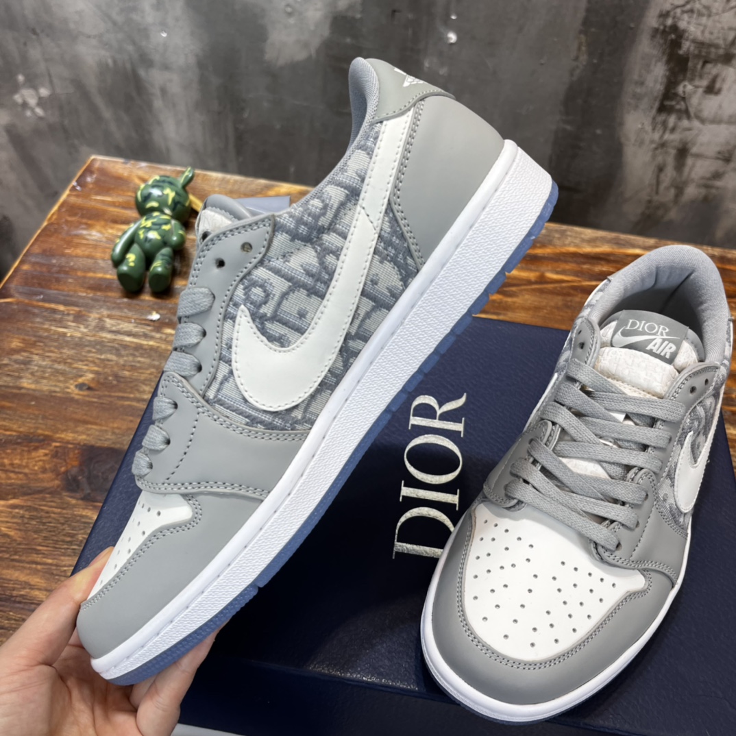 Bagsaaa D10r x Nike LOW-TOP SNEAKER Grey