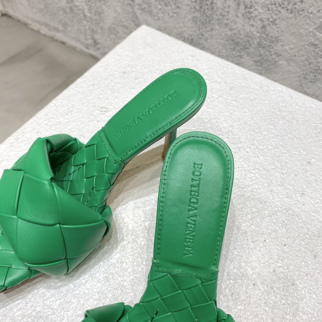 Bagsaaa B0tt*ga Ven*ta The Rubber Lido Sandals Green