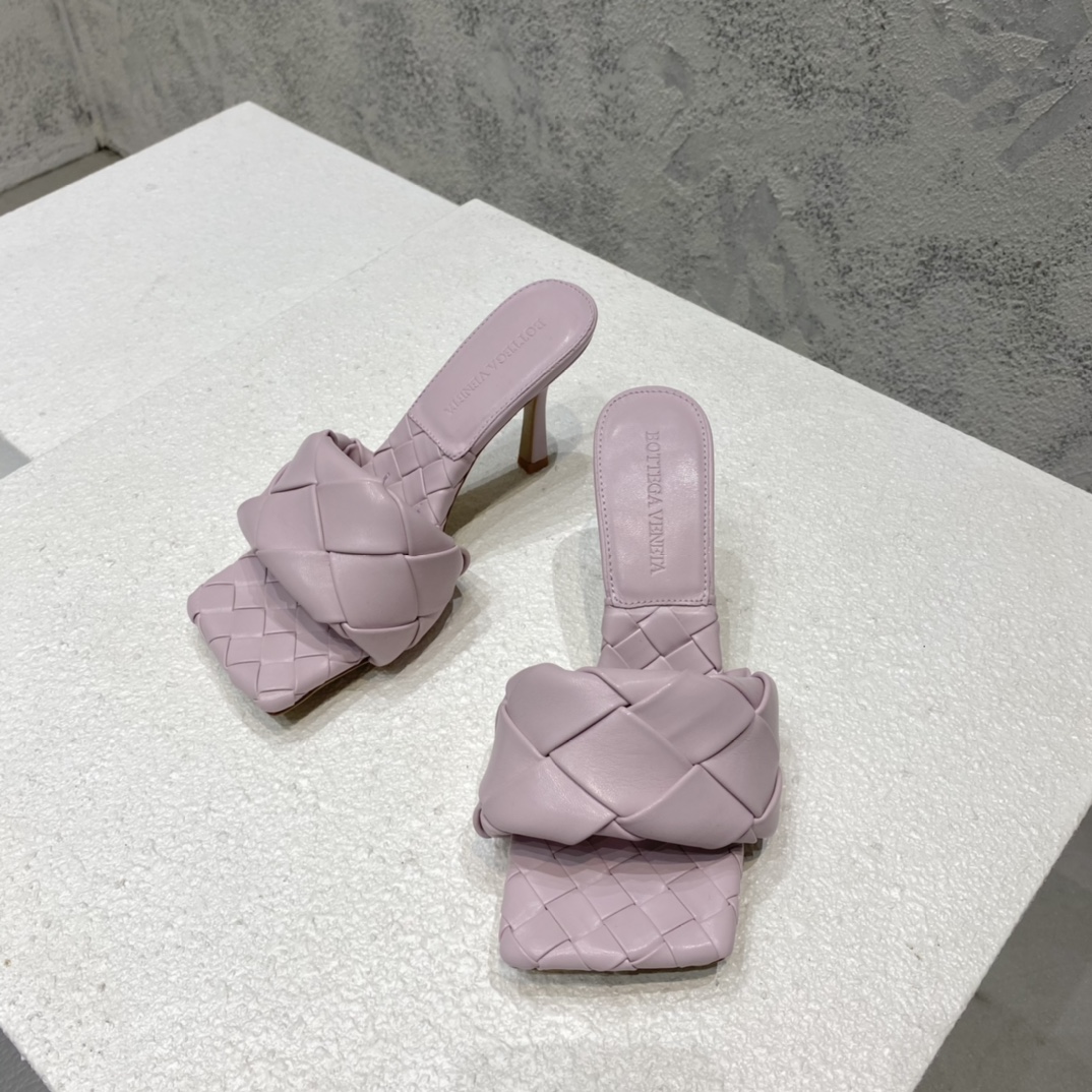 Bagsaaa B0tt*ga Ven*ta The Rubber Lido Sandals Pink