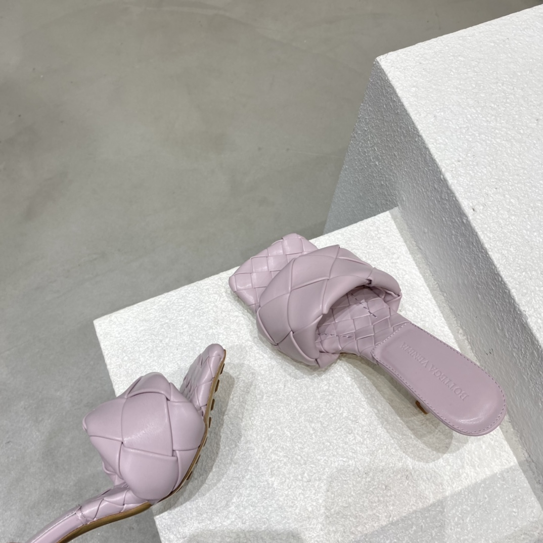 Bagsaaa B0tt*ga Ven*ta The Rubber Lido Sandals Pink