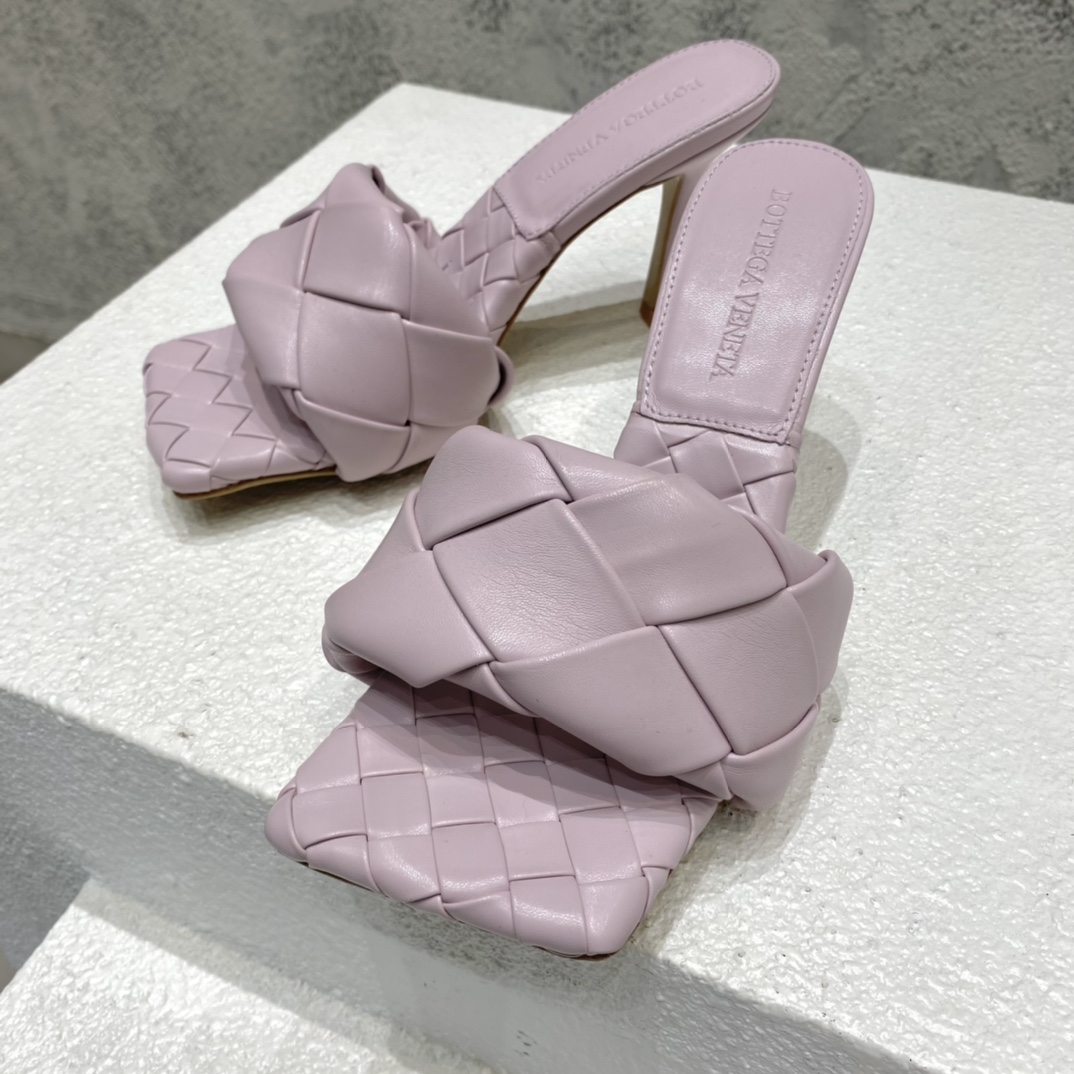 Bagsaaa B0tt*ga Ven*ta The Rubber Lido Sandals Pink