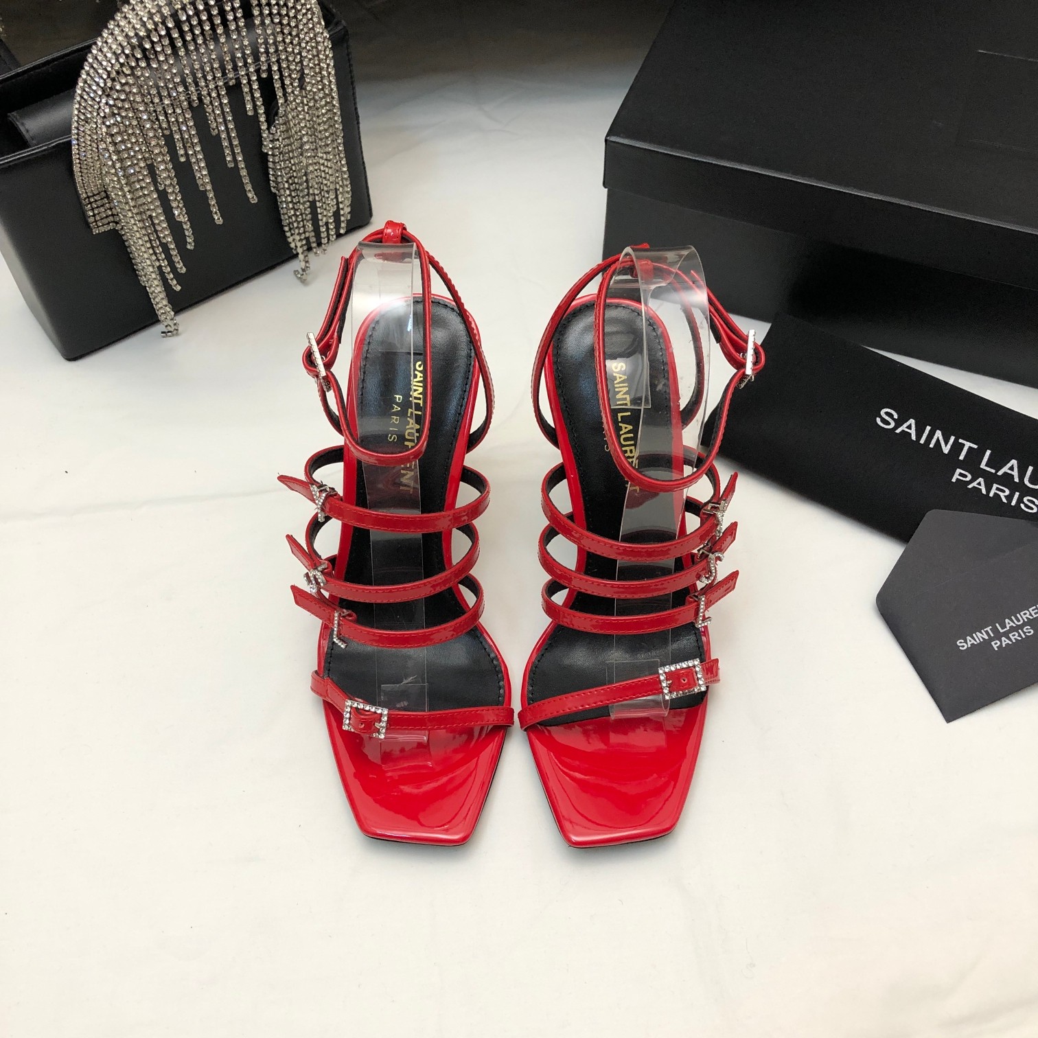 Bagsaaa Y51 Jerry embellished patent red sandals