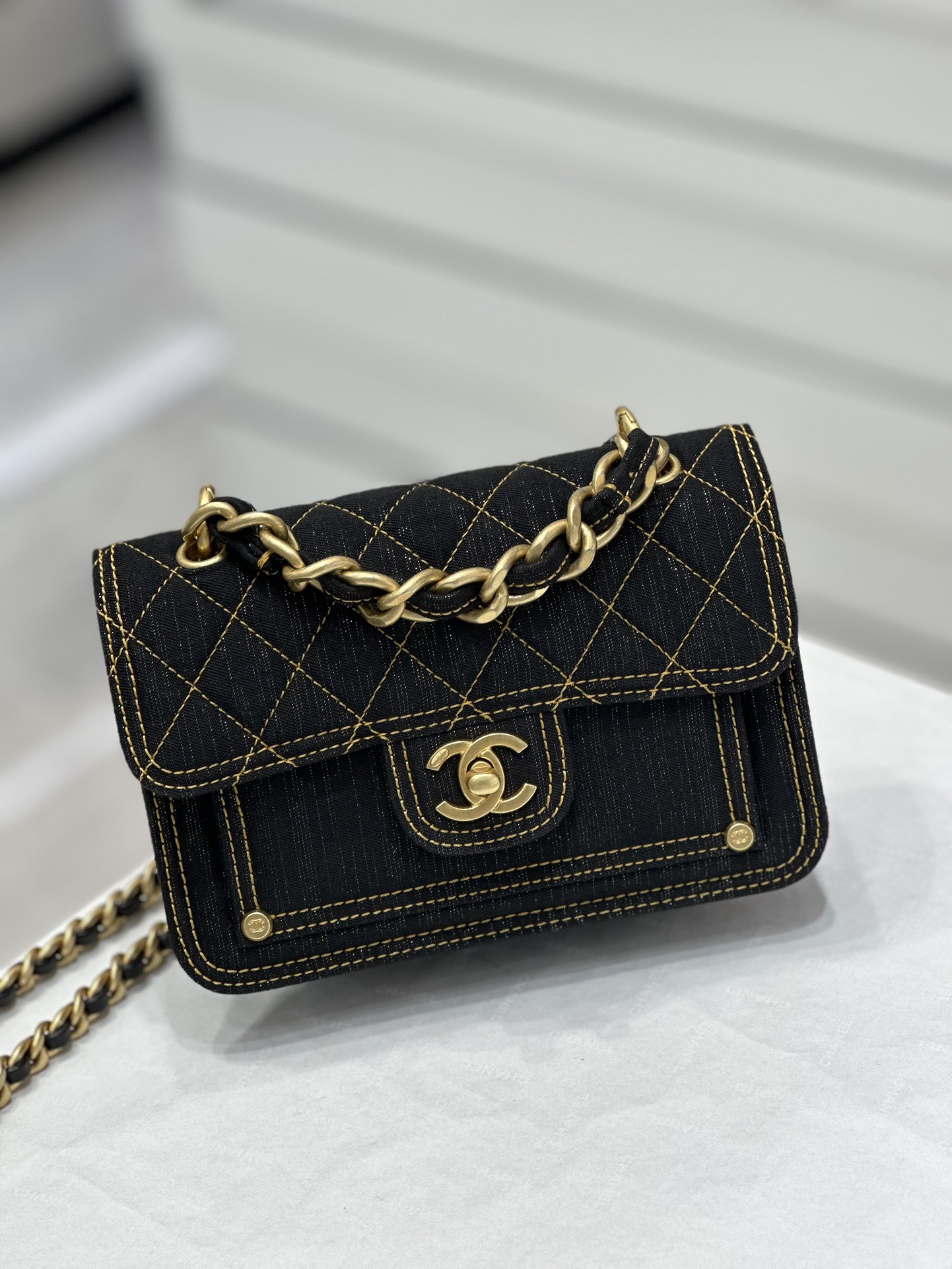 Bagsaaa Ch**el Flap Denim Black Bag - 19x14x5cm