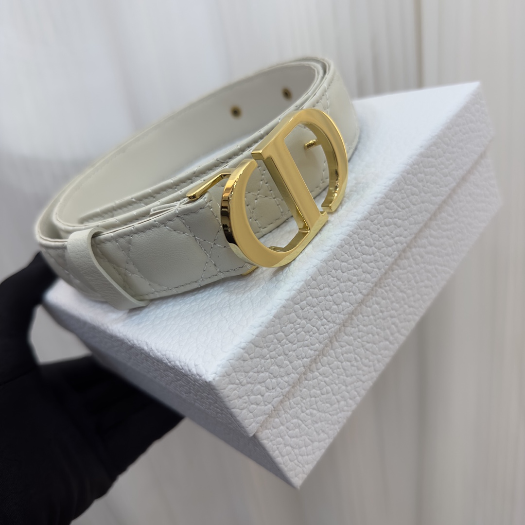 Bagsaaa D10r 30 Montaigne White 3cm