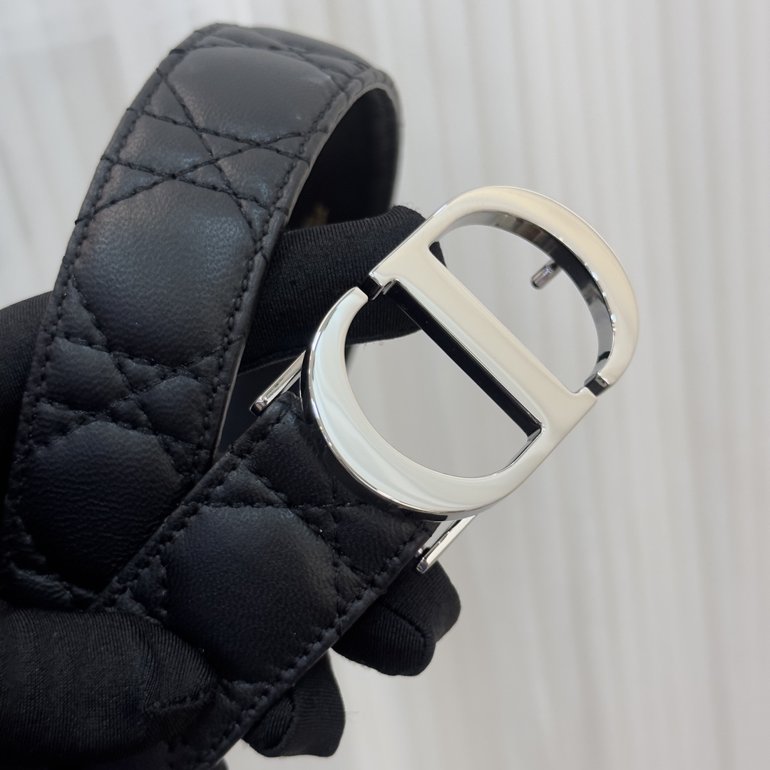 Bagsaaa D10r 30 Montaigne Black 3cm