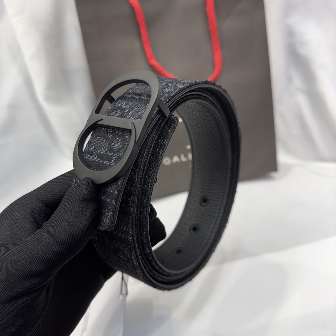 Bagsaaa D10r Black Oblique Reversible