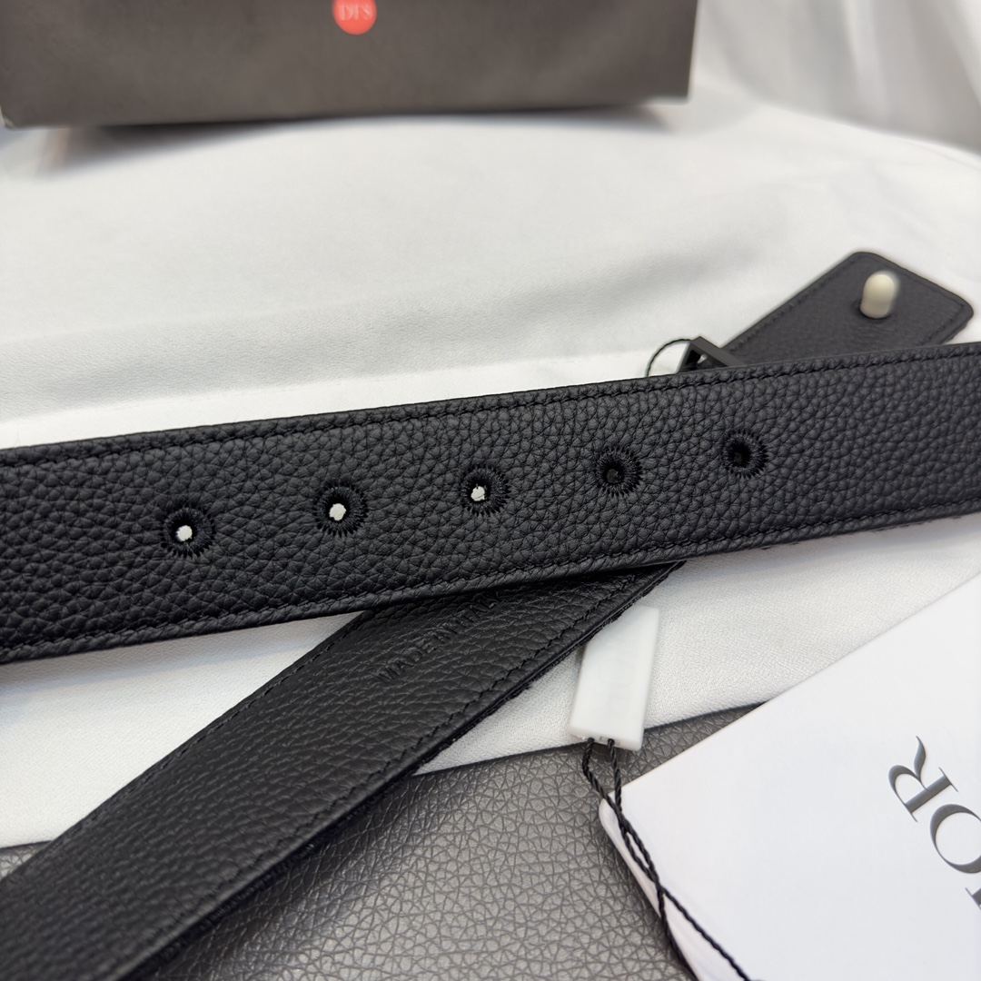 Bagsaaa D10r Black Oblique Reversible