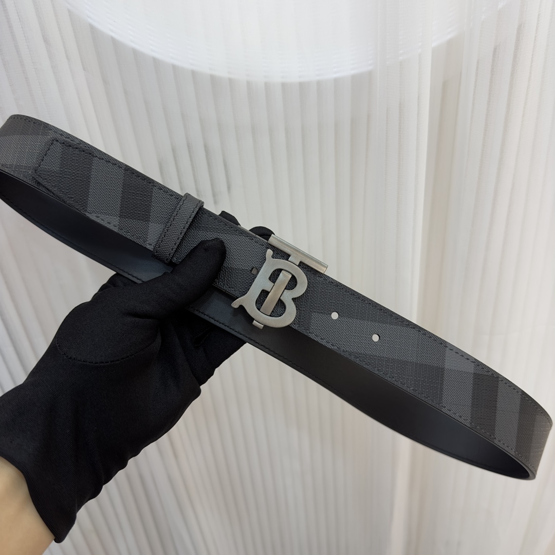 Bagsaaa Bv*b*rry Belt