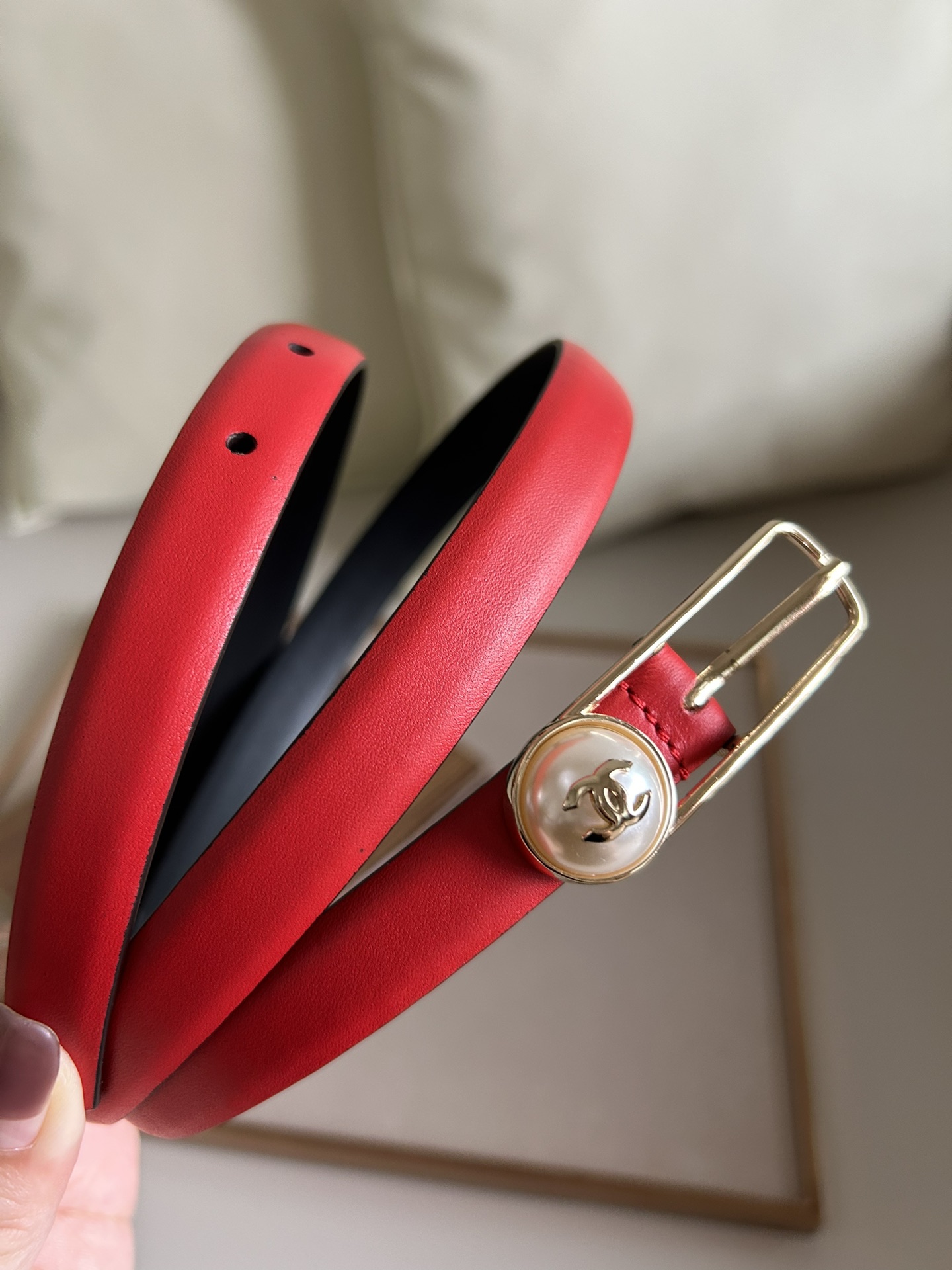 Bagsaaa Ch**el One Pearl Red Belt 1.5cm
