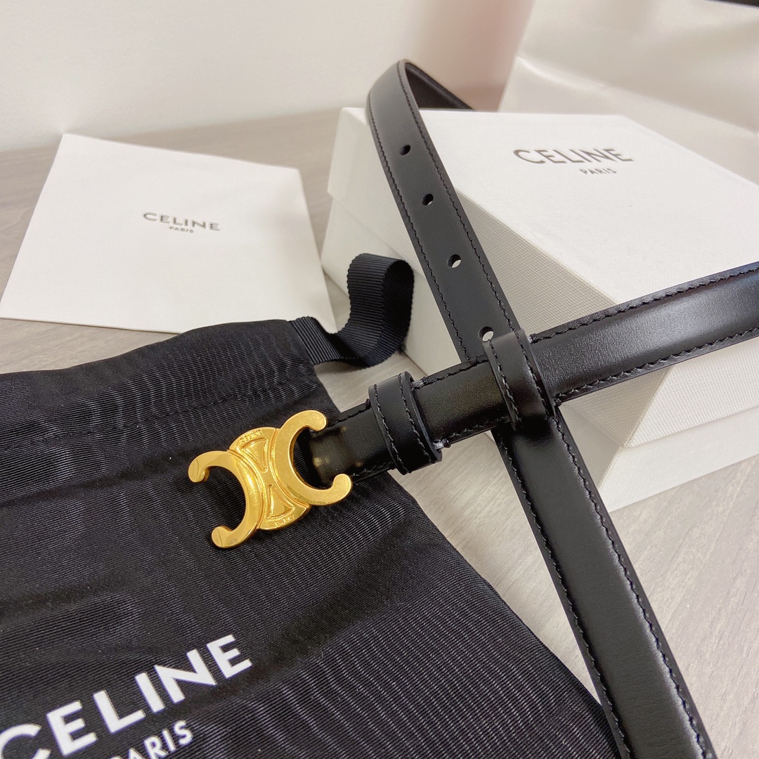 BAGSAAA Ce1i*e SMALL TRIOMPHE BELT IN TAURILLON LEATHER BLACK 1.8CM