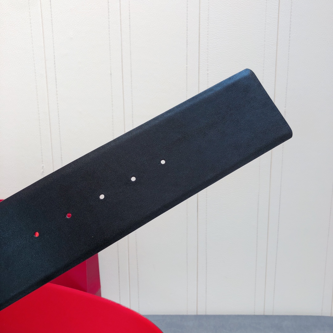 Bagsaaa Va1e*ntin0 VLogo Signature reversible belt black 7cm