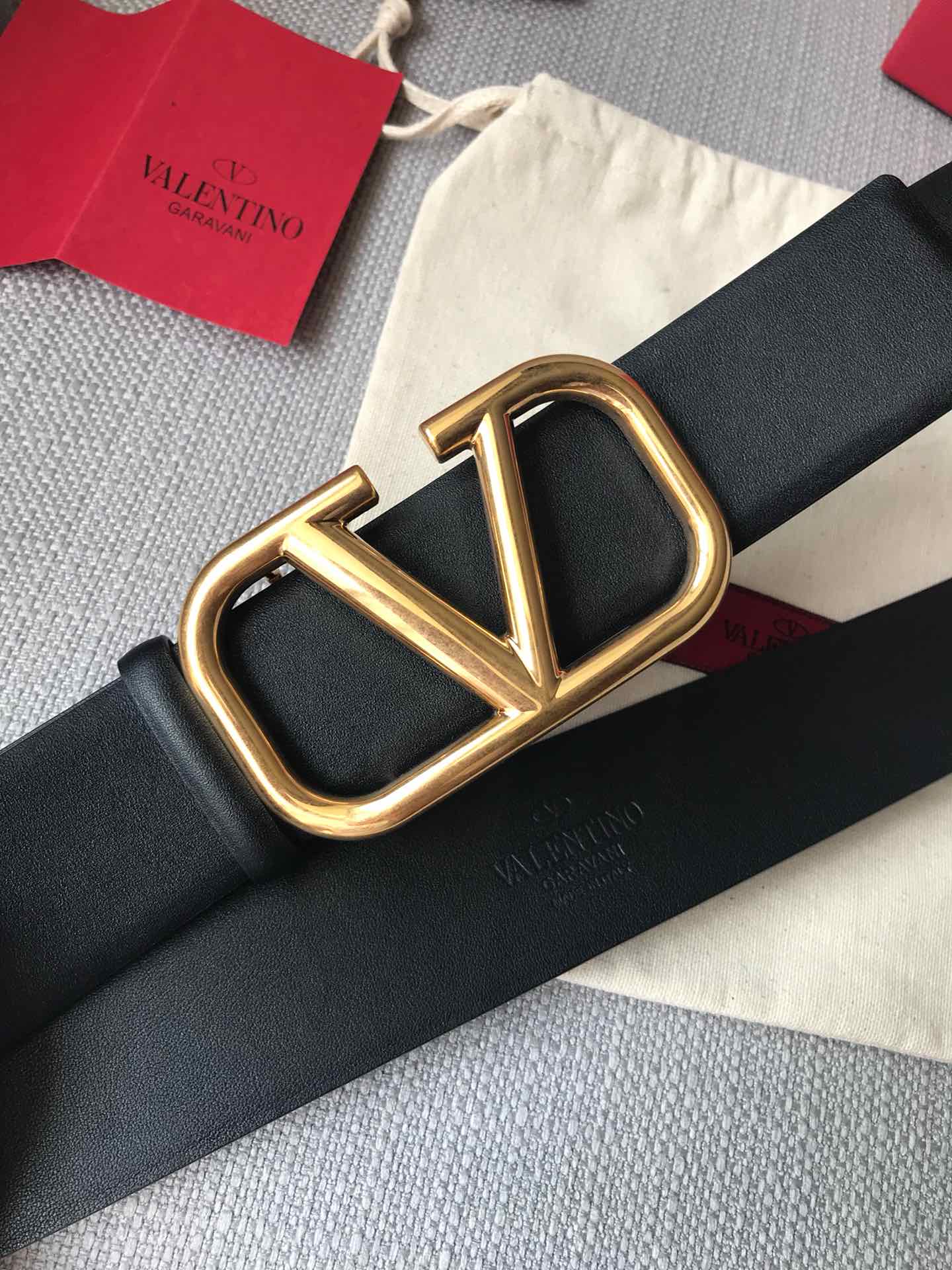 Bagsaaa Va1e*ntin0 VLogo Signature reversible belt black 4cm