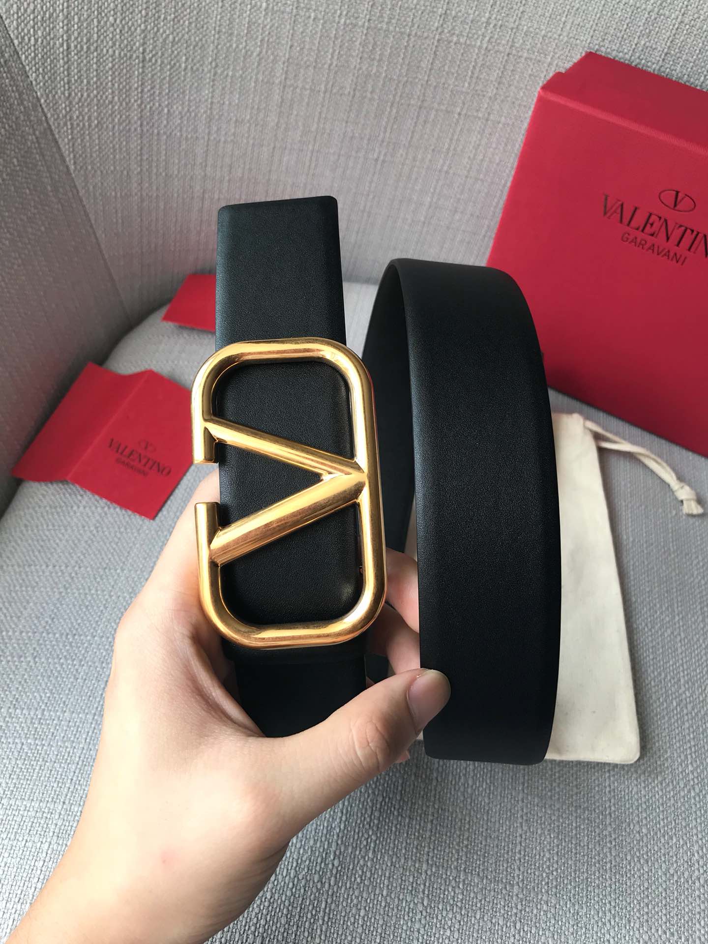 Bagsaaa Va1e*ntin0 VLogo Signature reversible belt black 4cm