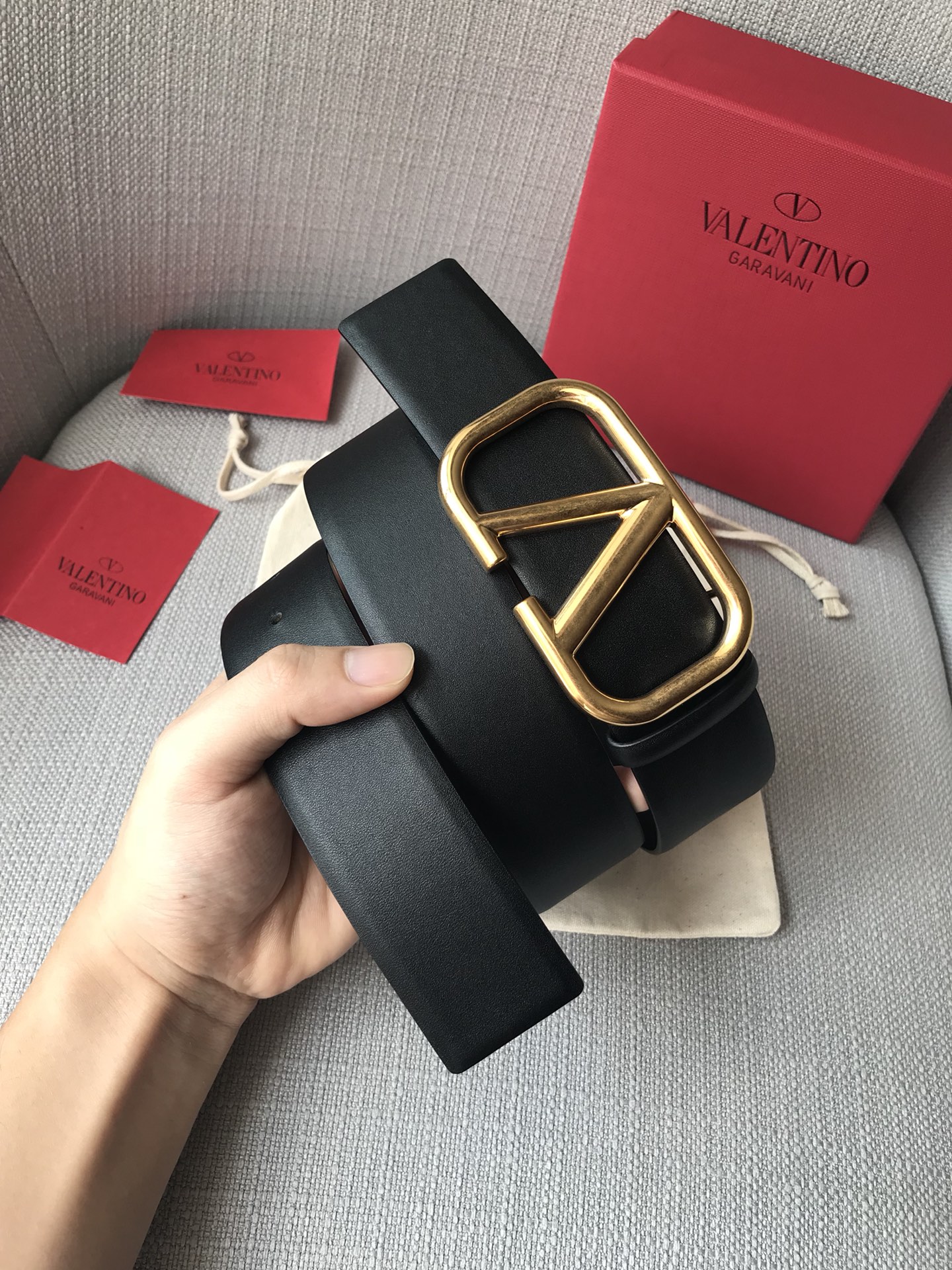 Bagsaaa Va1e*ntin0 VLogo Signature reversible belt black 4cm
