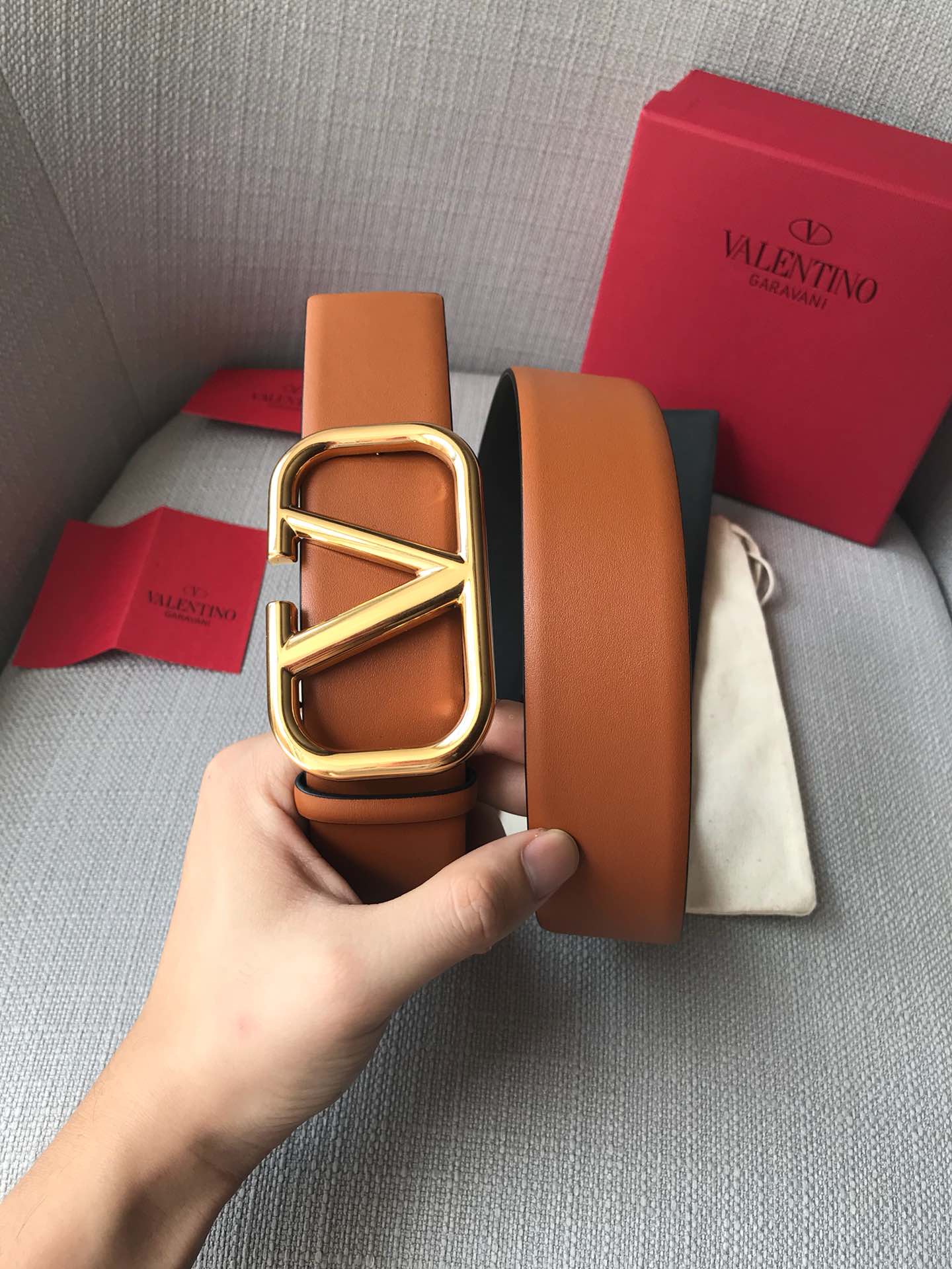 Bagsaaa Va1e*ntin0 VLogo Signature reversible belt brown 3.5cm