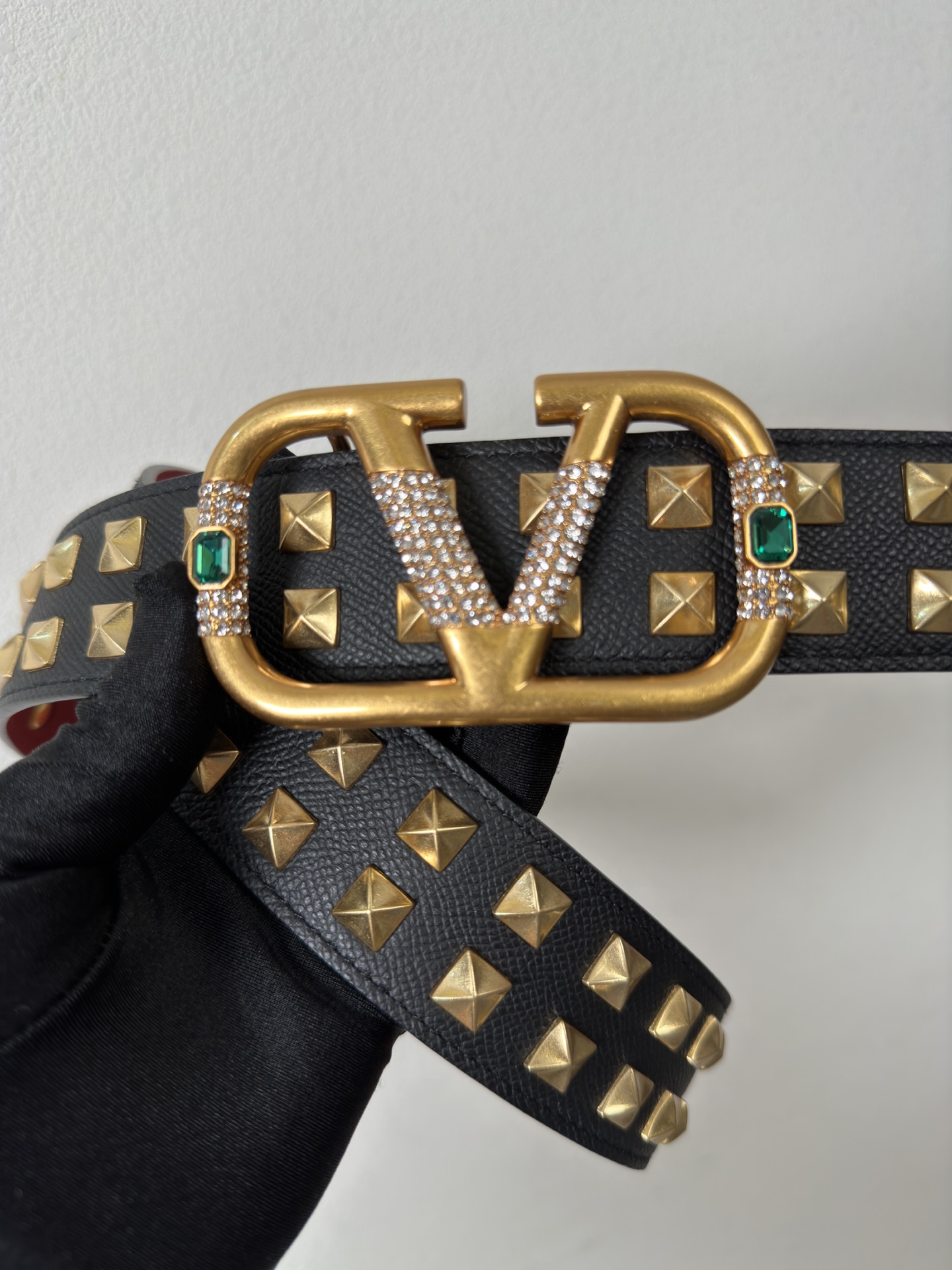 Bagsaaa Va1e*ntin0 VLogo Signature reversible stud belt black 4cm