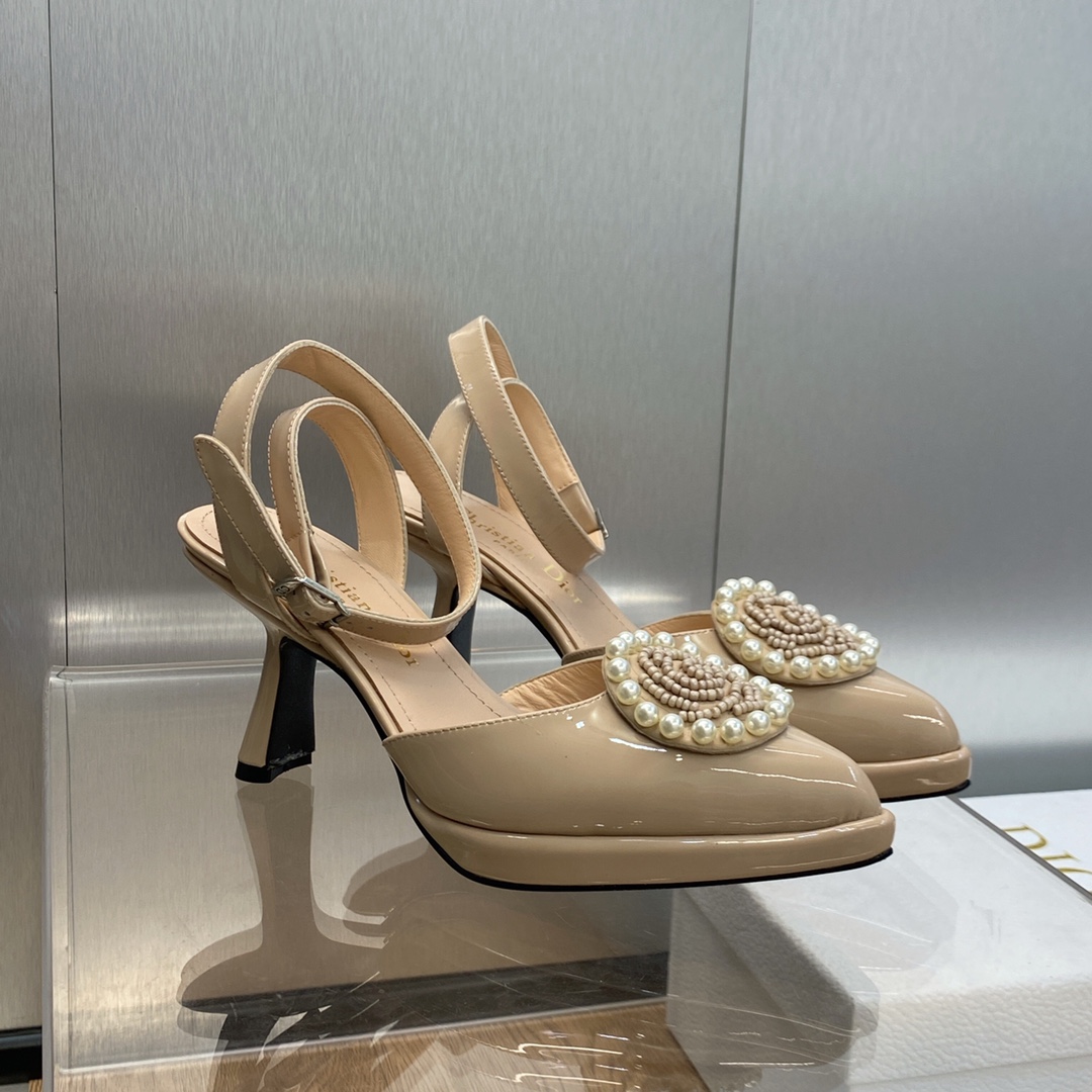 Bagsaaa D10r Rose Pump Beige
